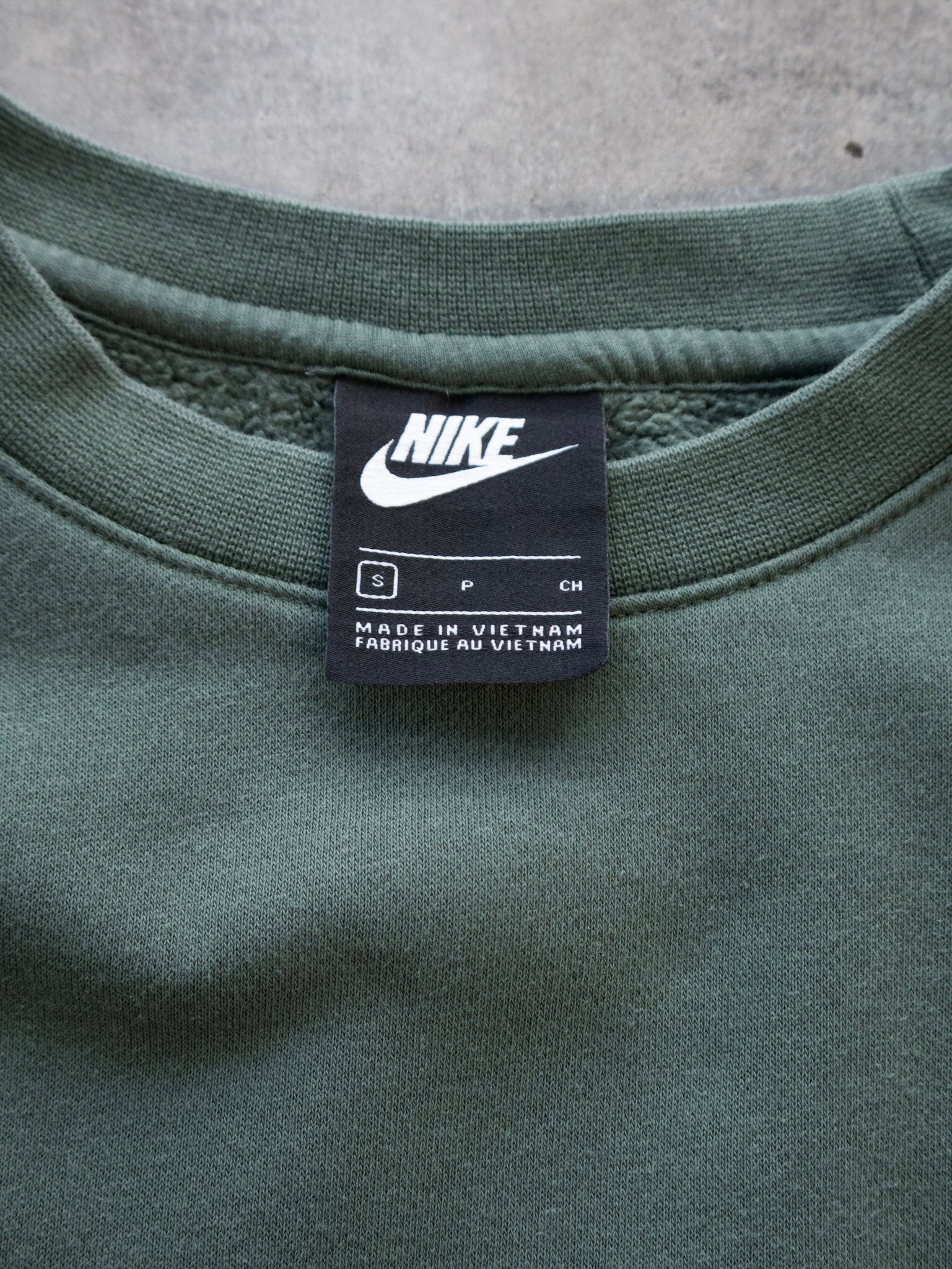 Vintage Green Nike Sweatshirt (S)