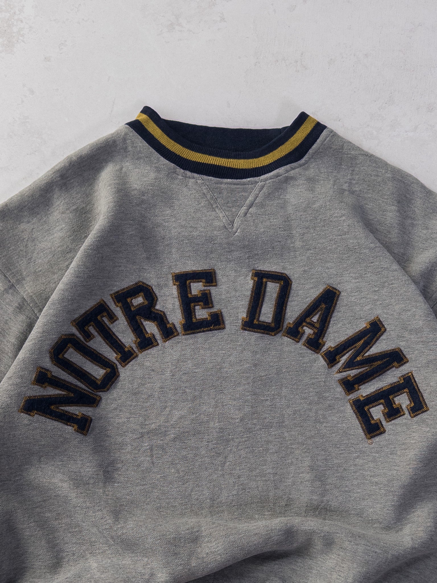 Vintage University of Notre Dame Sweatshirt (XL)