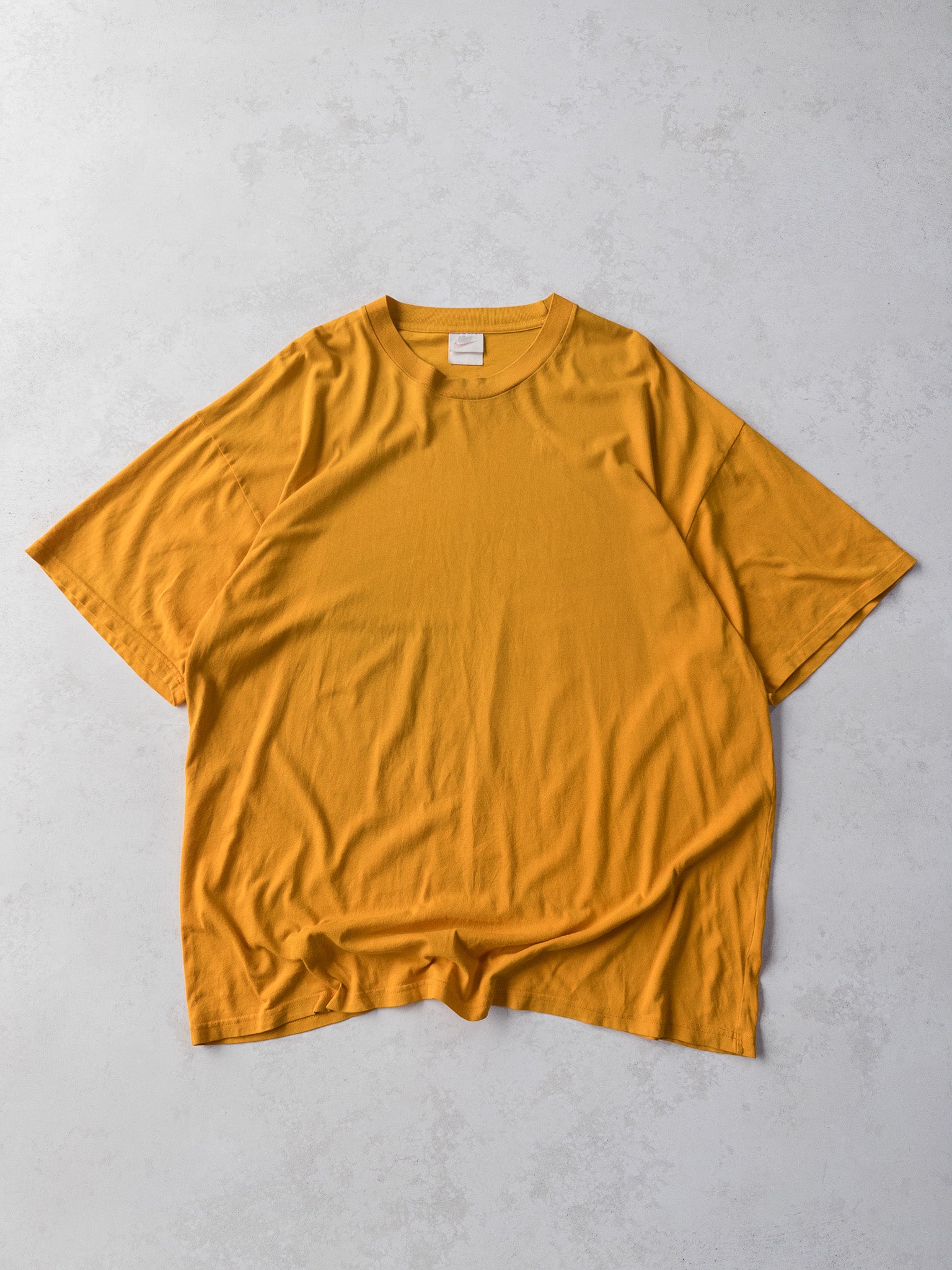 Vintage '90s Nike Yellow Tee (2XL)