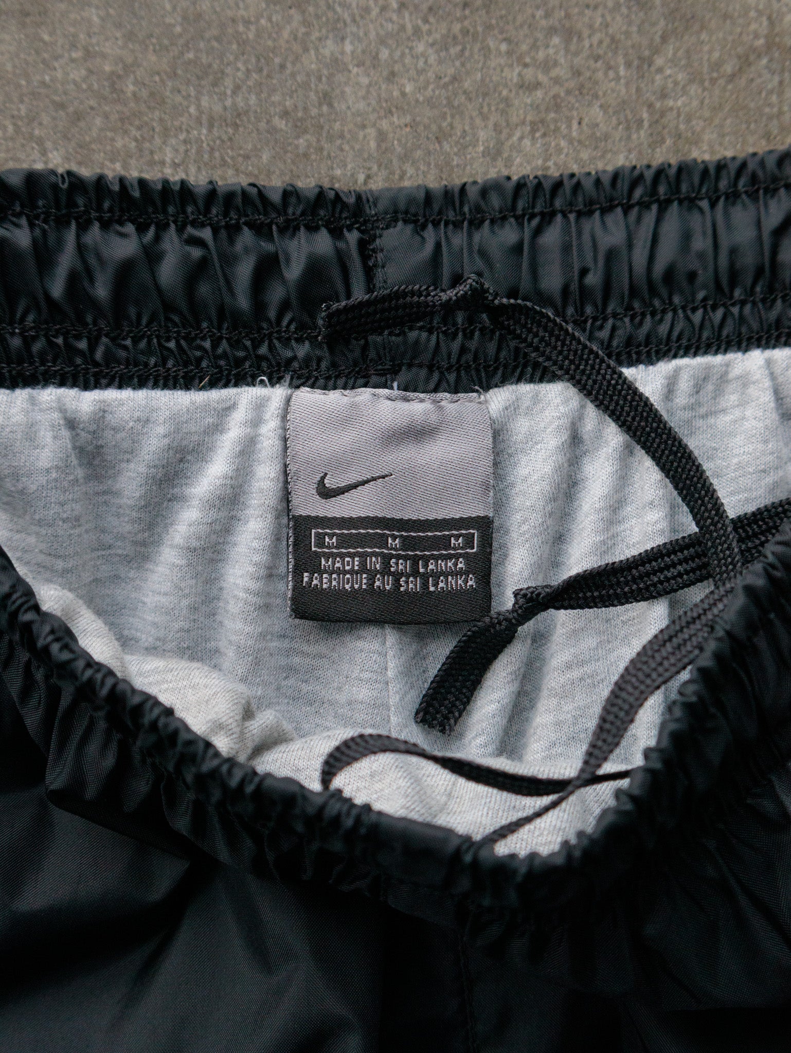 Vintage 00s Black Nike Track Pants (M)
