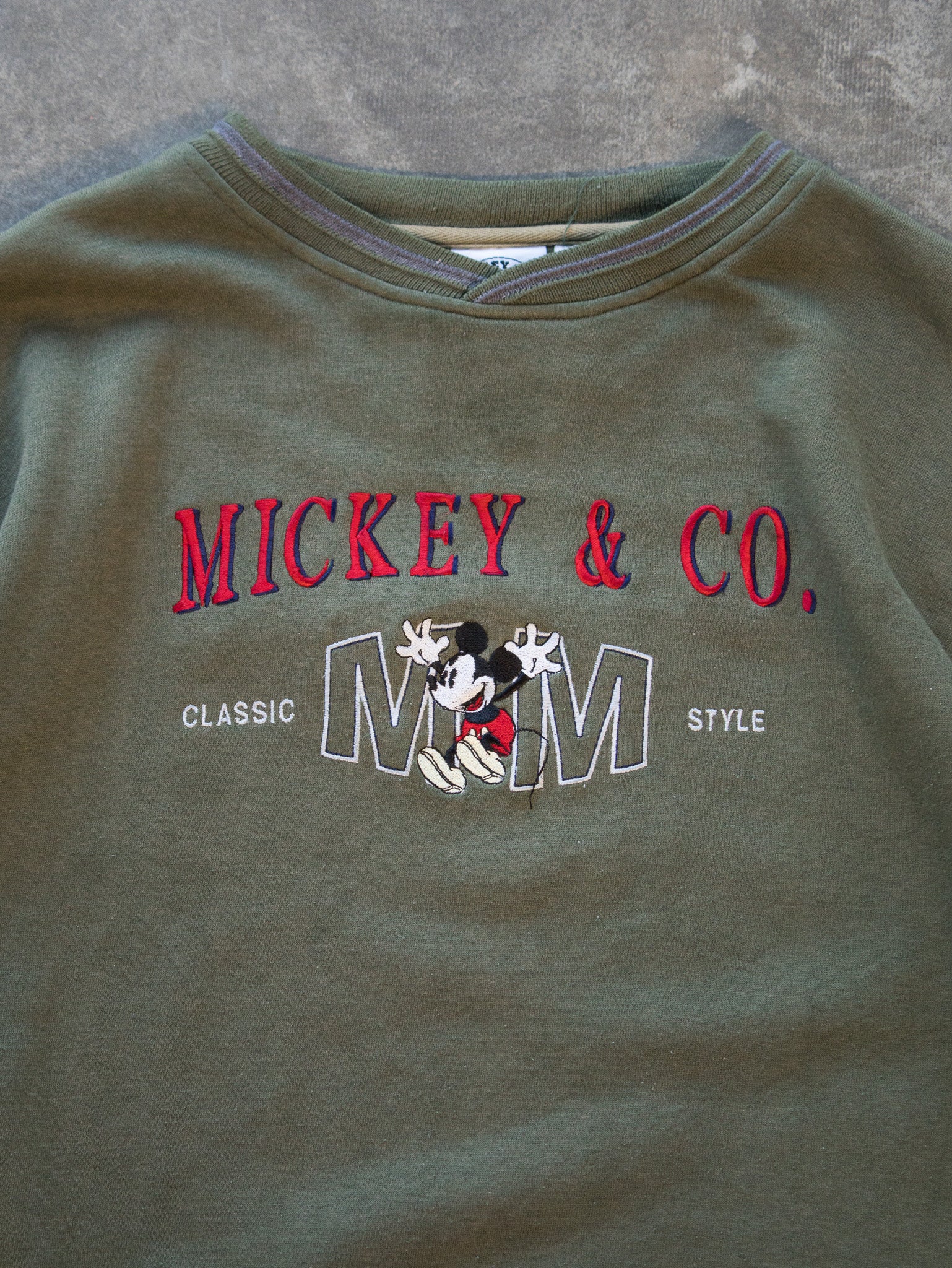 Vintage Green Mickey & Co Sweatshirt (XL)
