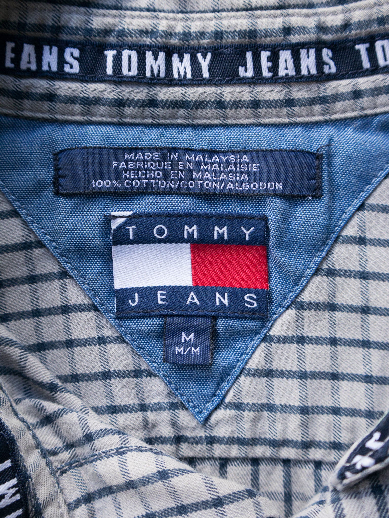 Vintage 90s Grey Tommy Jeans Plaid Shirt (M)