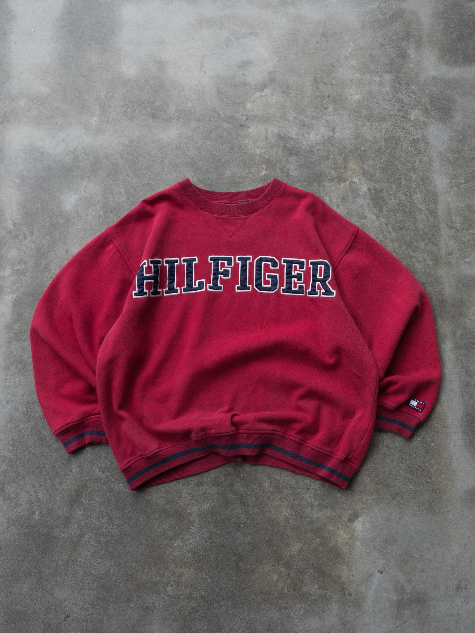 Vintage Red Tommy Hilfiger Sweatshirt (L)