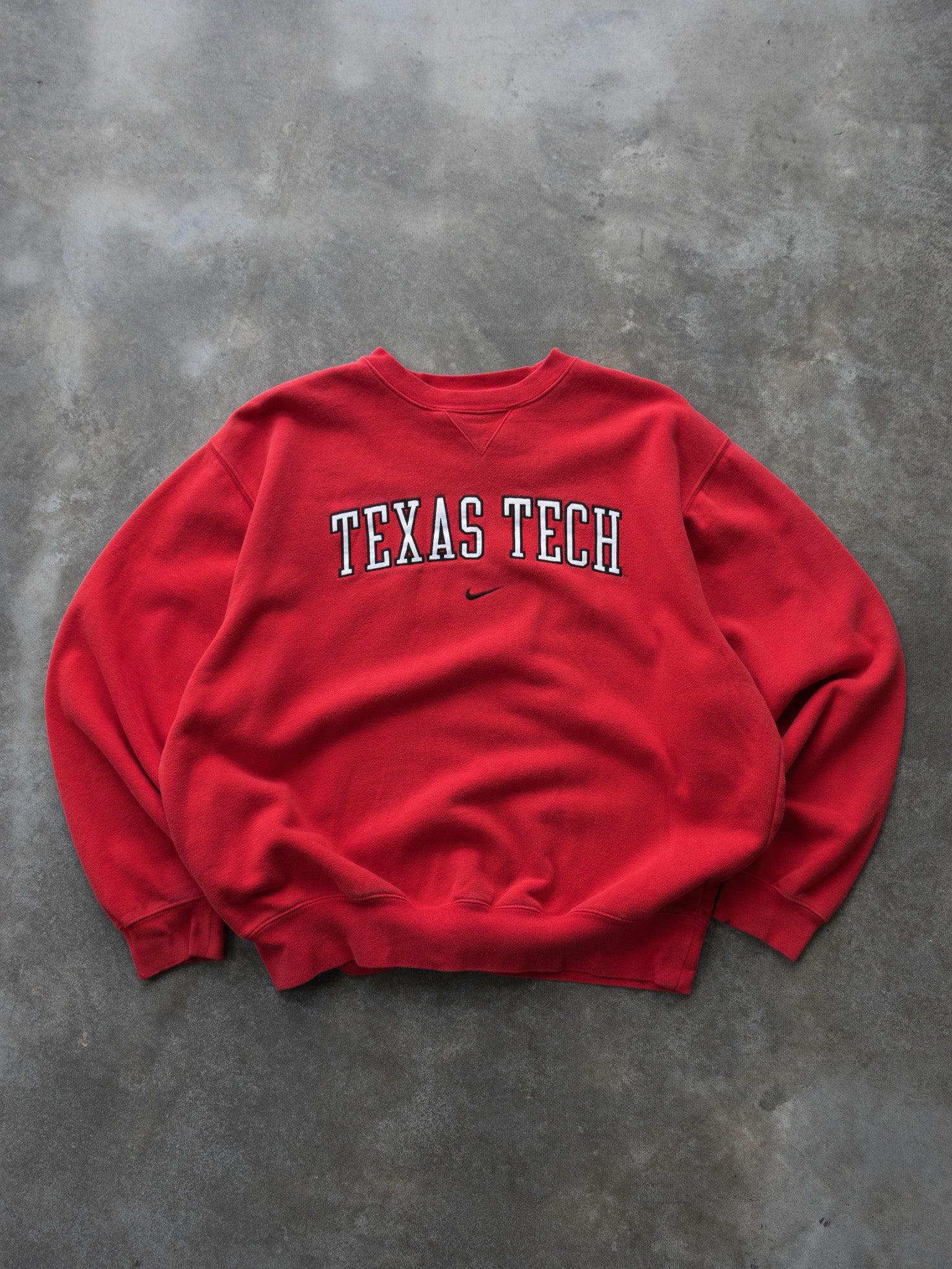 red nike jumper vintage