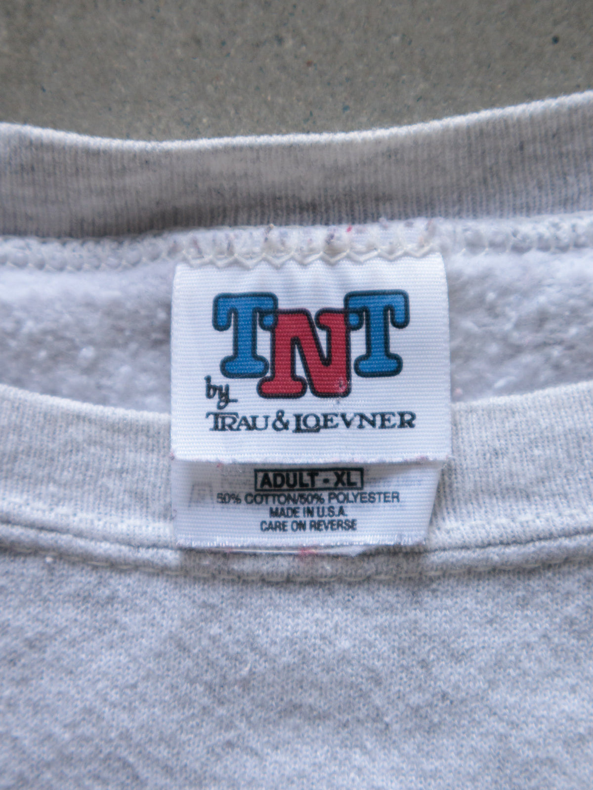 Vintage 90s Grey Tennessee Athletics Sweatshirt (XL)
