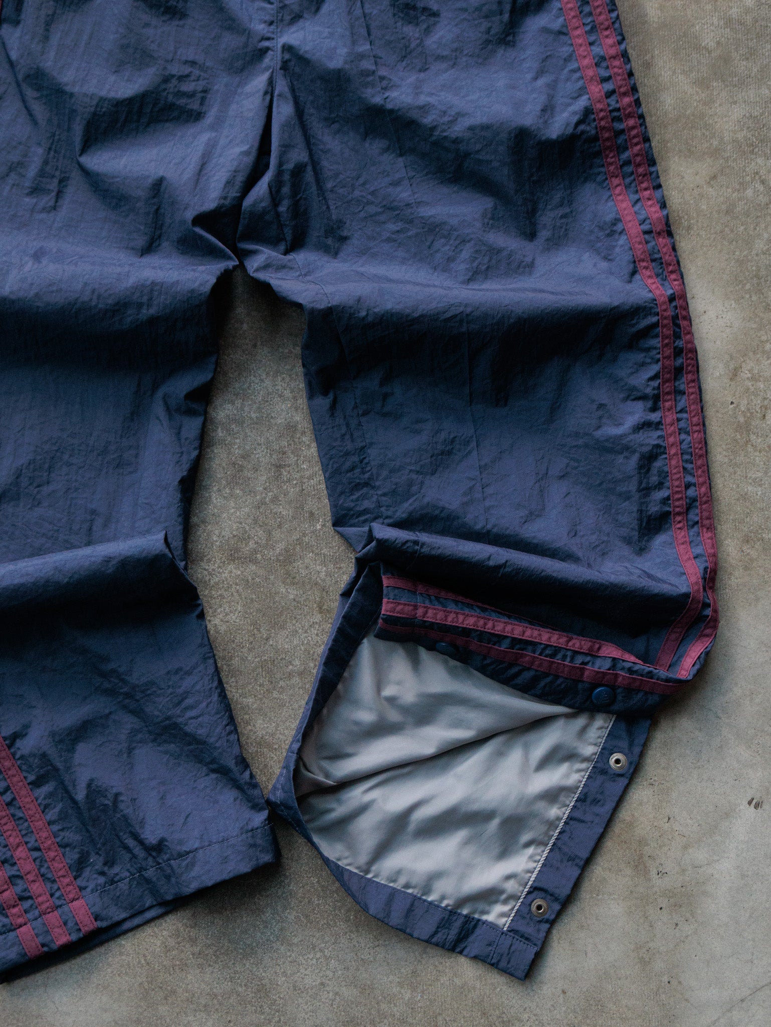 Vintage 90s Navy Adidas Pants (M)