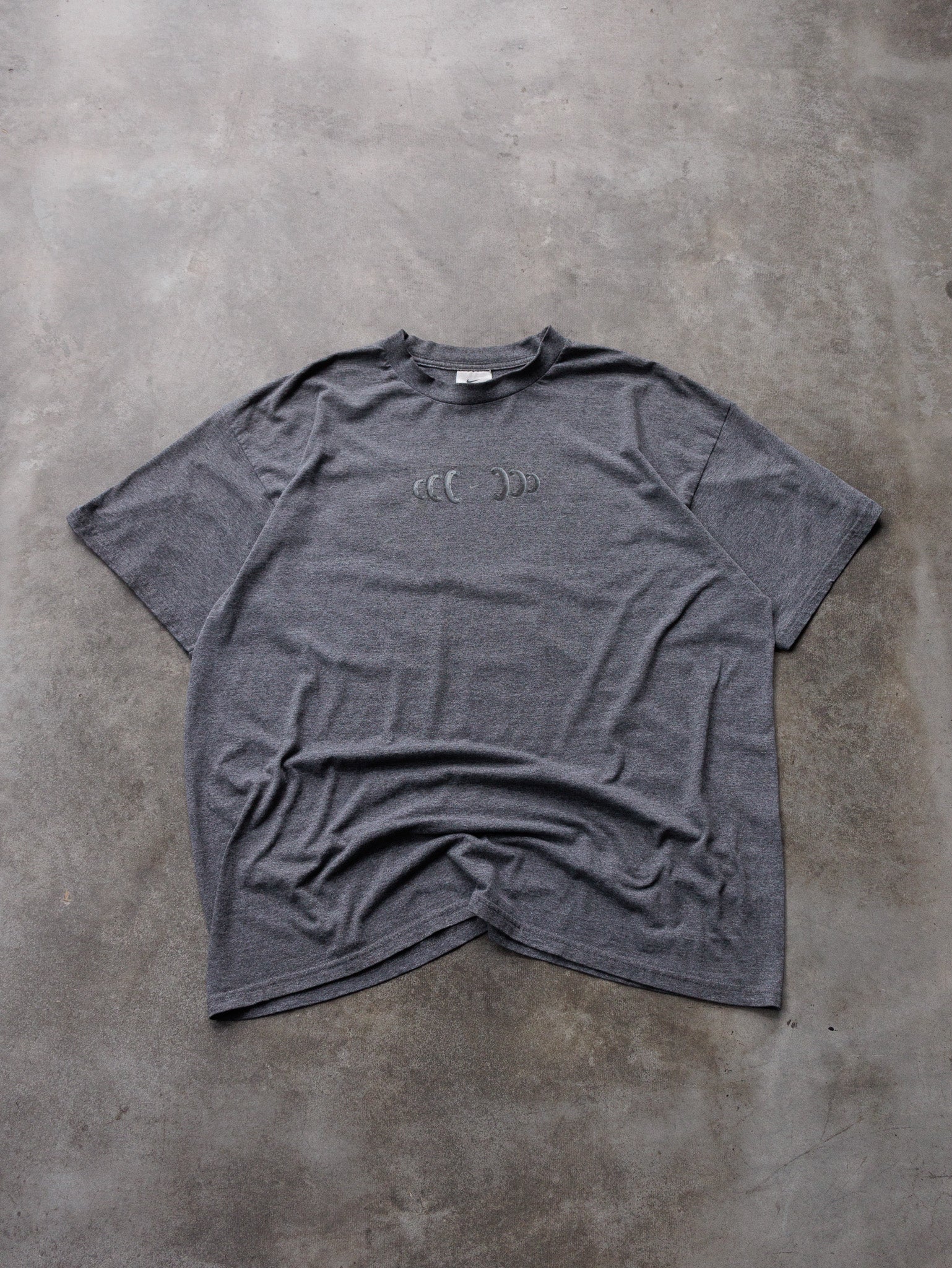 Vintage 00s Grey Nike Horseshoe Tee (XL)