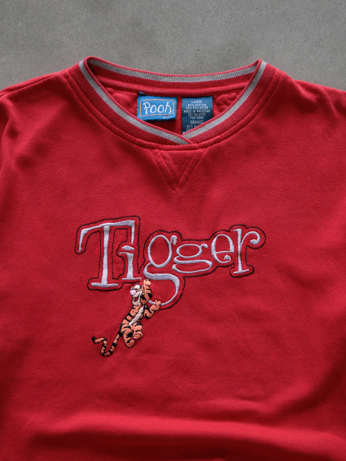 Vintage 90s Red Disney Tigger Sweatshirt (L)