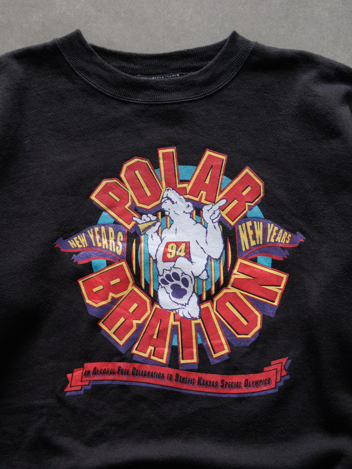Vintage 1994 Black Polar-Bration New Year's Sweatshirt (2XL)