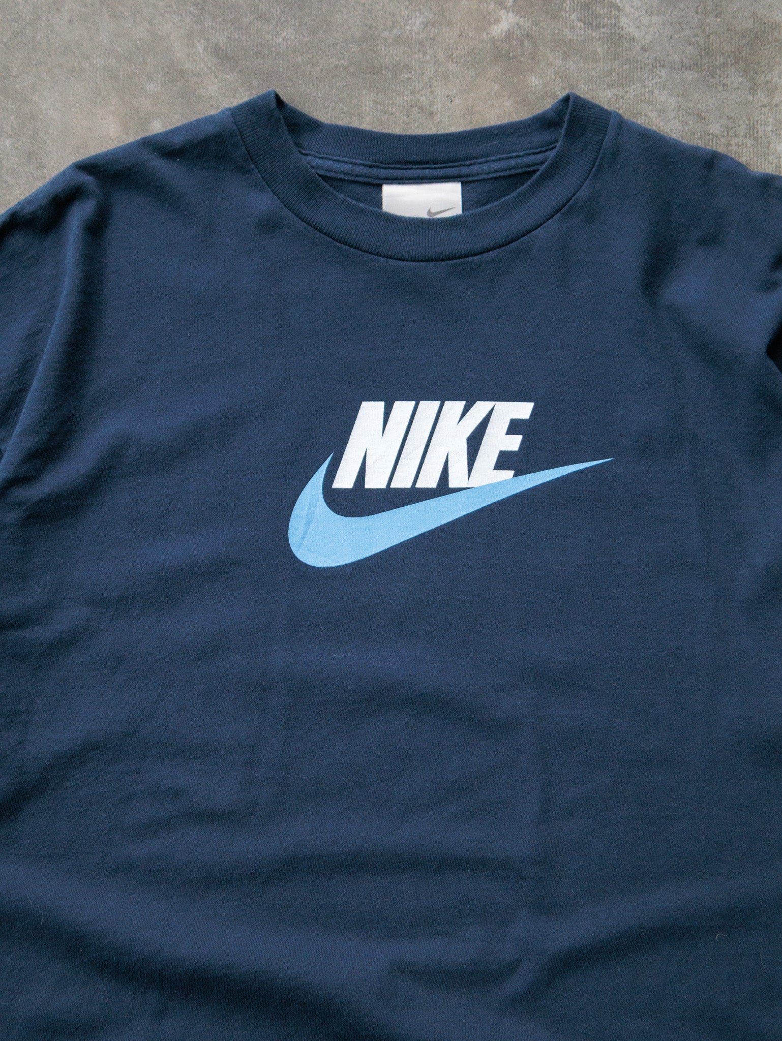 Vintage 00s Navy Nike Tee (XL)