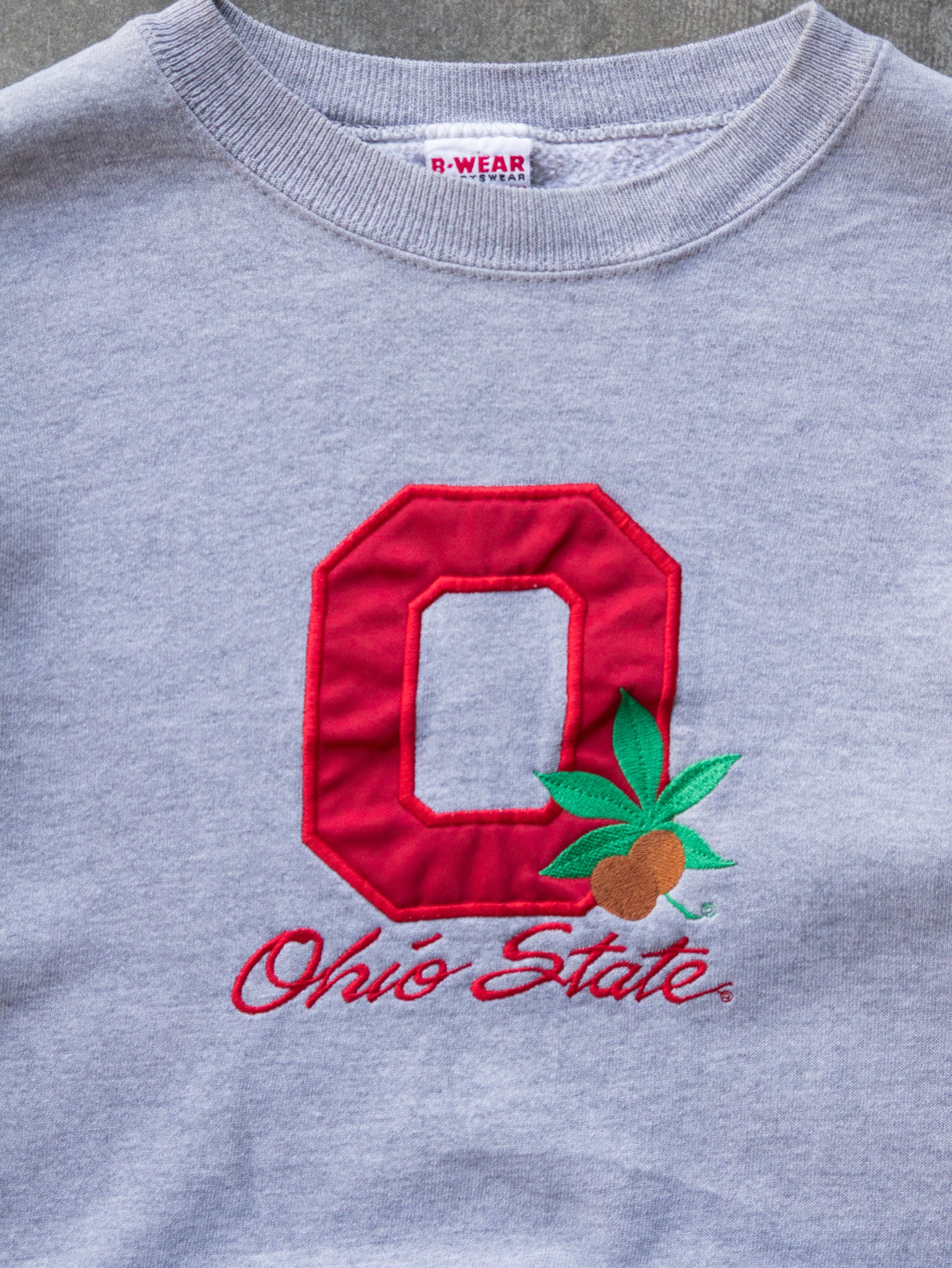 Vintage 90s Grey Ohio State Sweatshirt (M)
