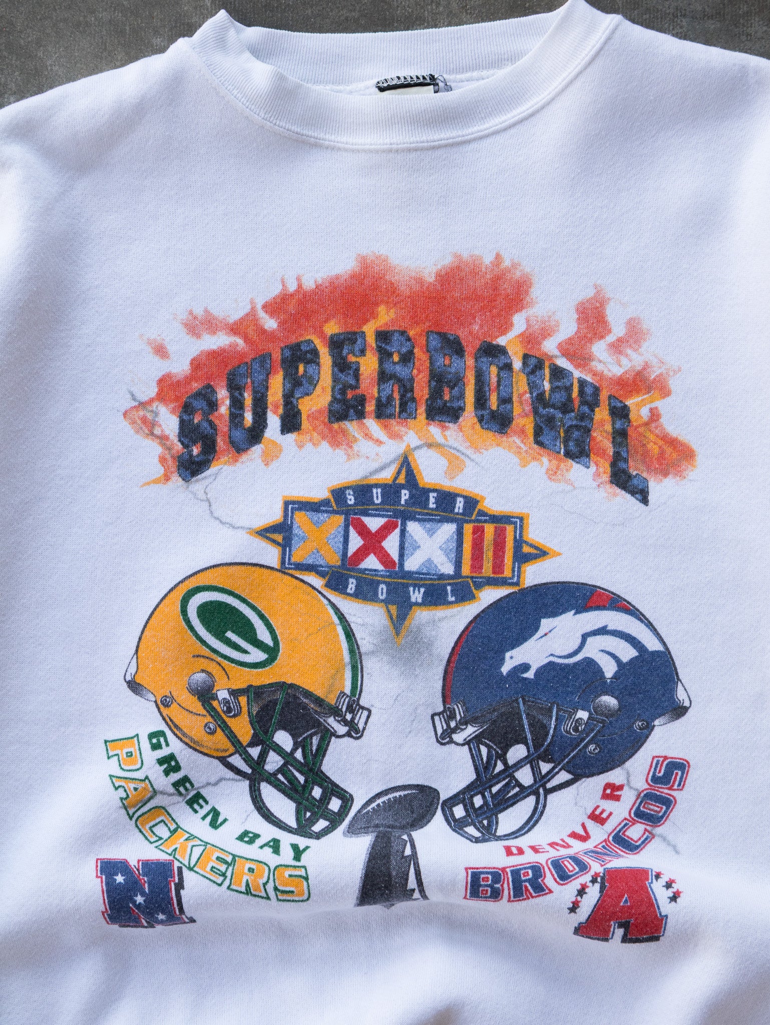 Vintage 1998 White Super Bowl San Diego California Sweatshirt (2XL)