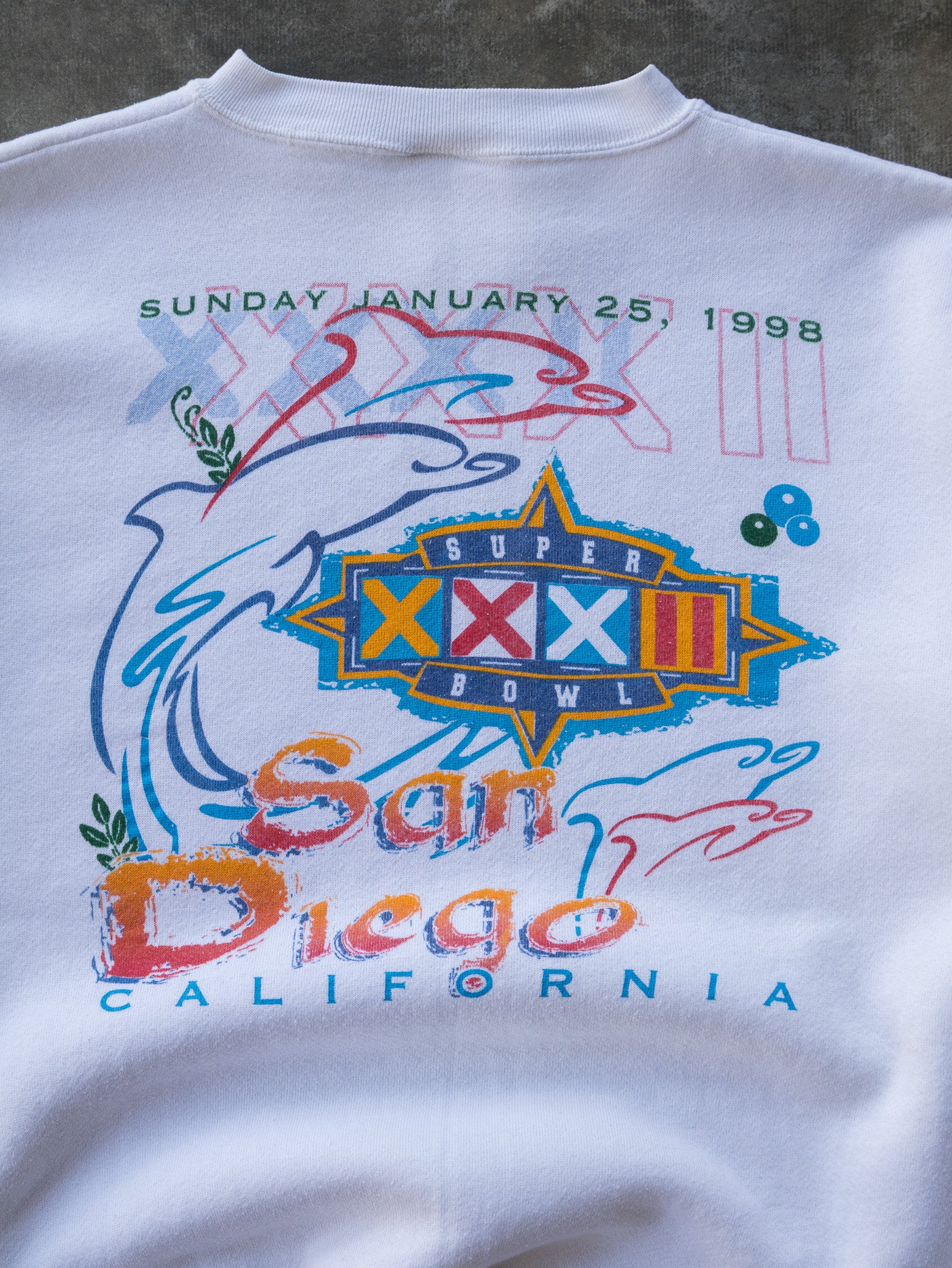 Vintage 1998 White Super Bowl San Diego California Sweatshirt (2XL)