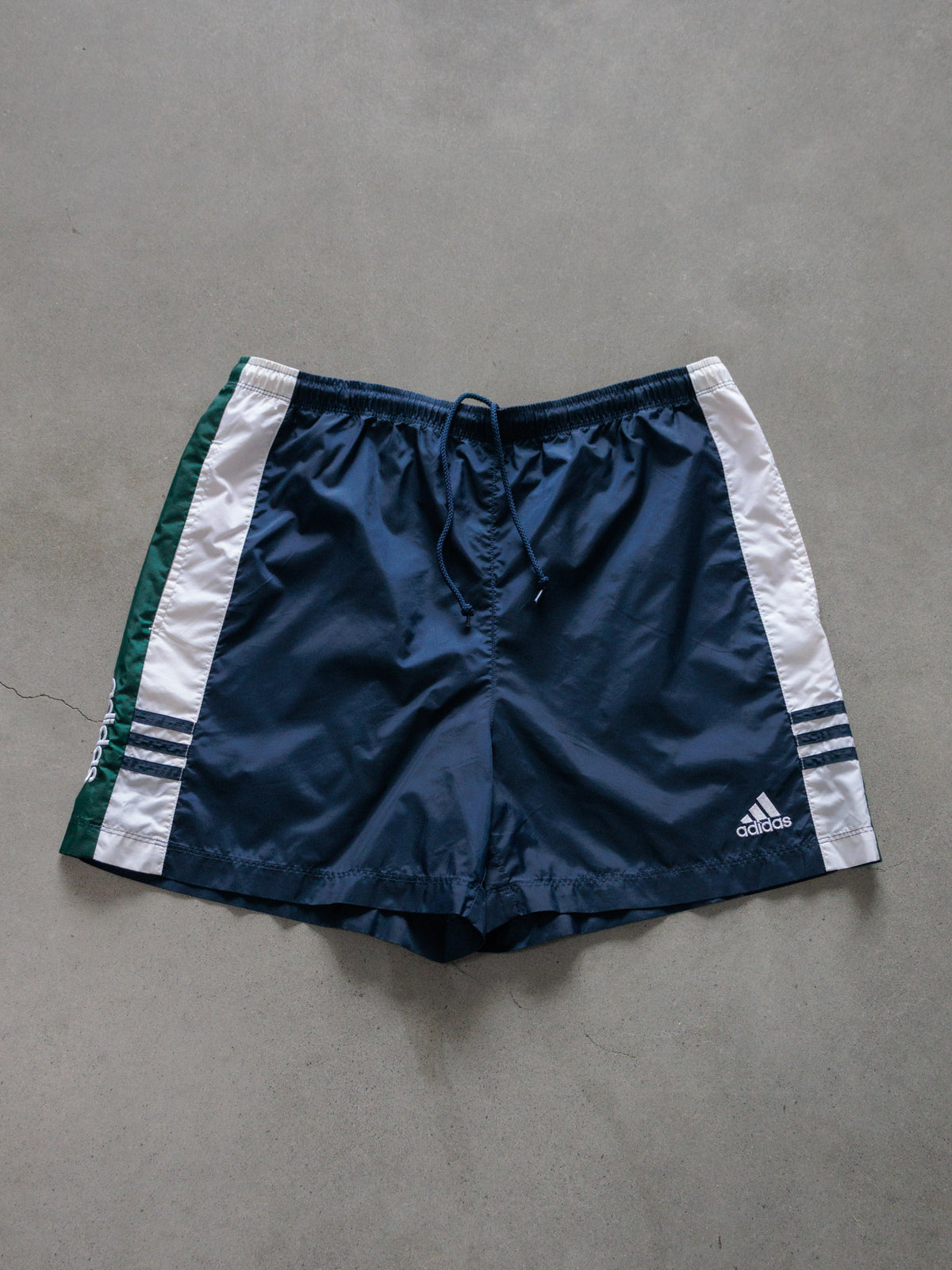 Vintage 00s Navy Adidas Shorts (M)