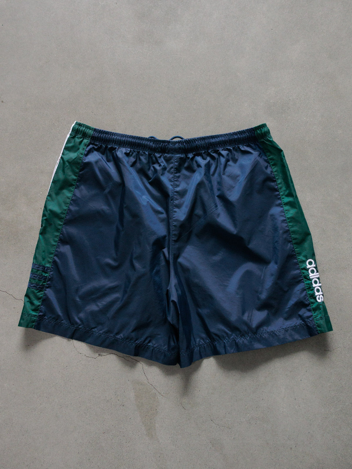 Vintage 00s Navy Adidas Shorts (M)