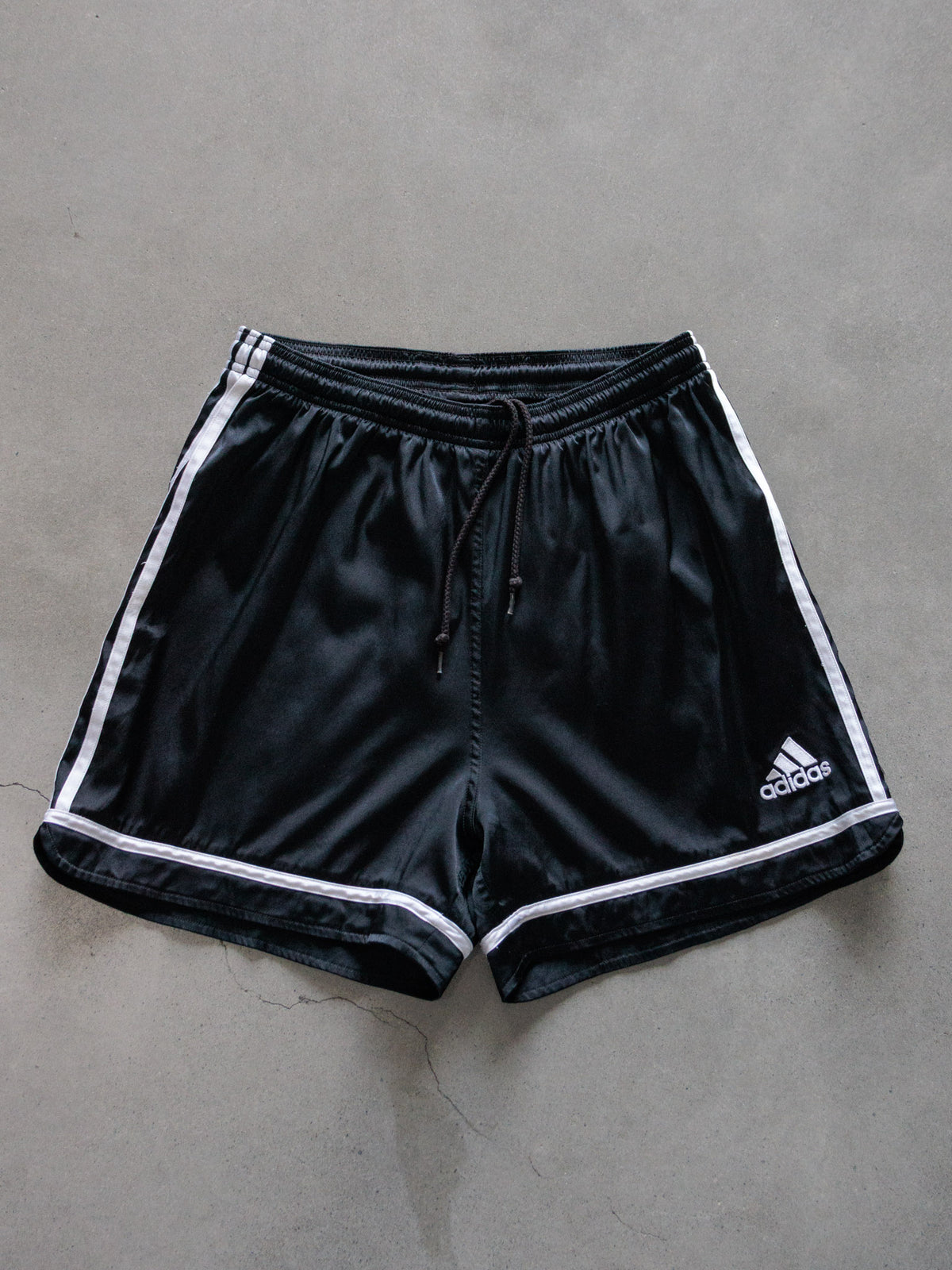 Vintage 00s Black Adidas Shorts (S)