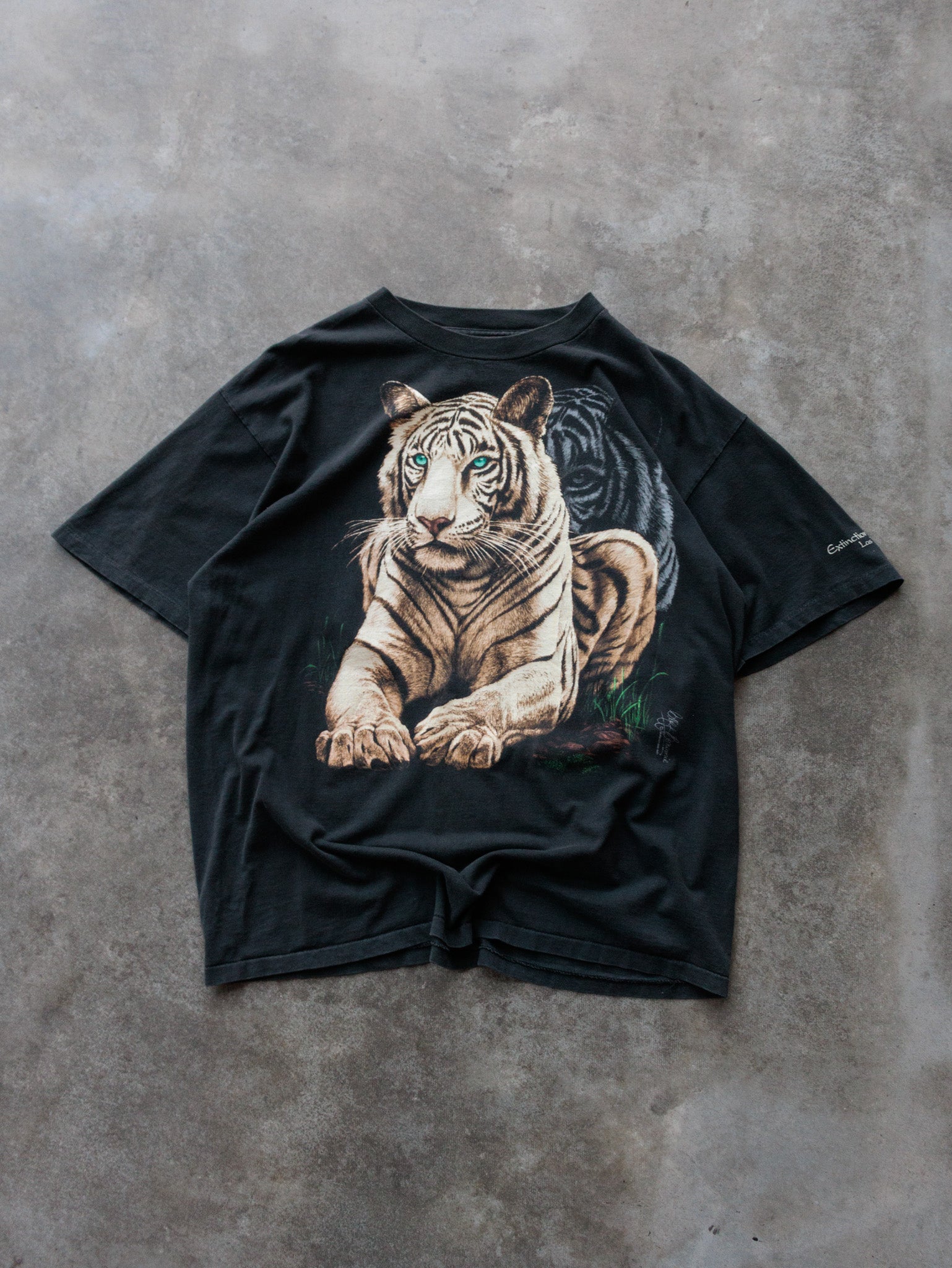 Vintage 90s Black White Tiger Tee (XL)