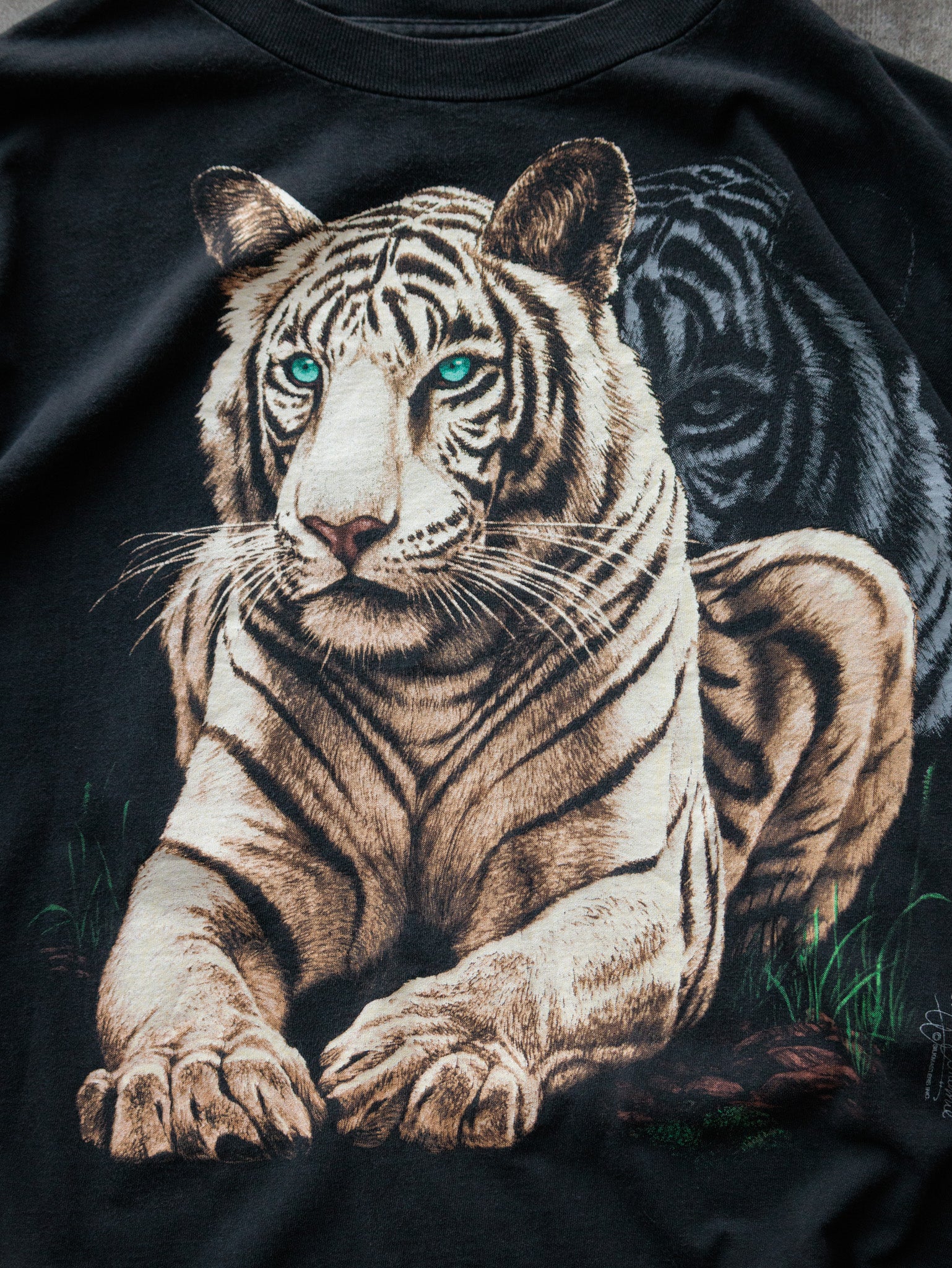 Vintage 90s Black White Tiger Tee (XL)