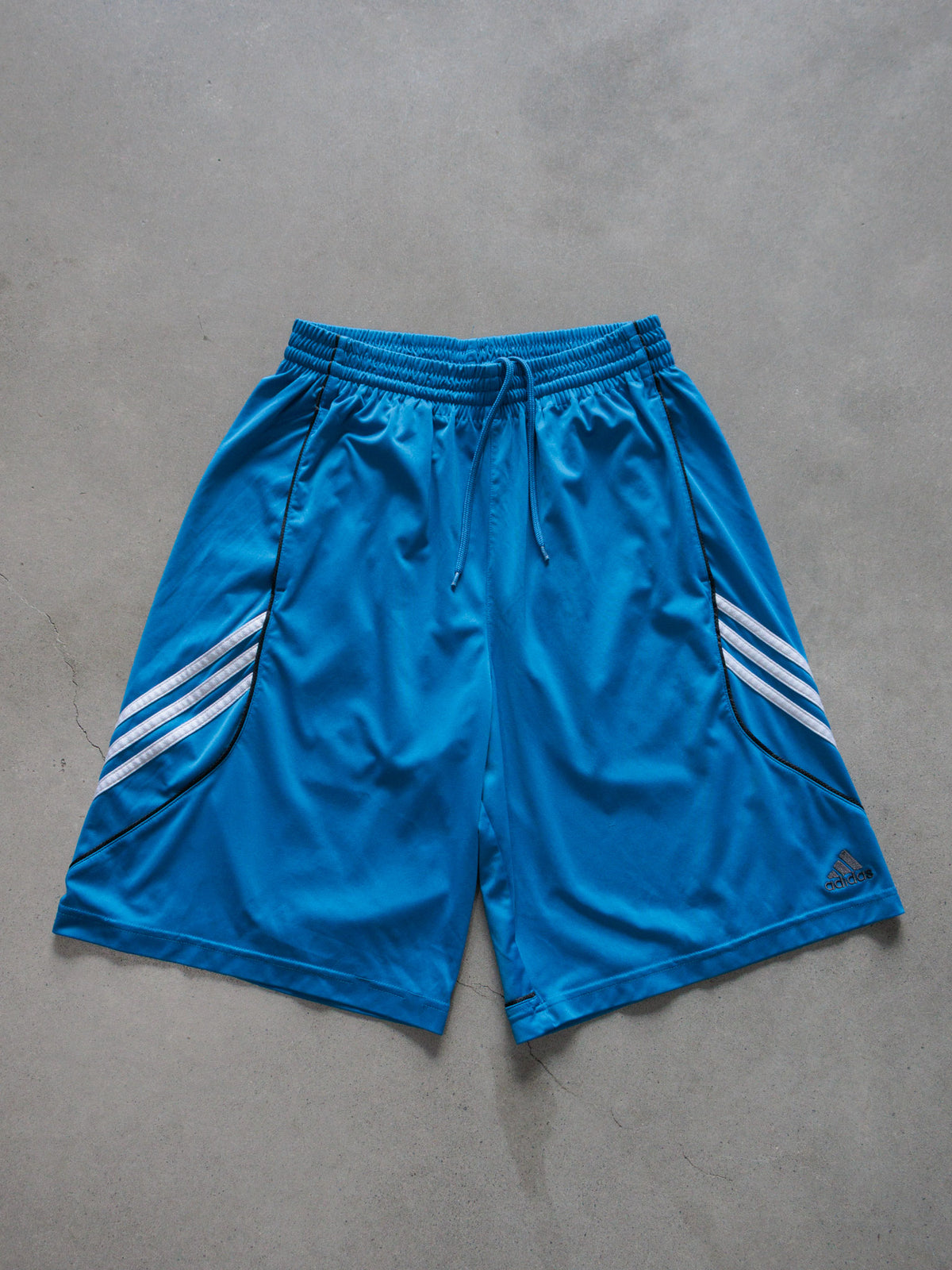 Vintage 00s Blue Adidas Shorts (M)