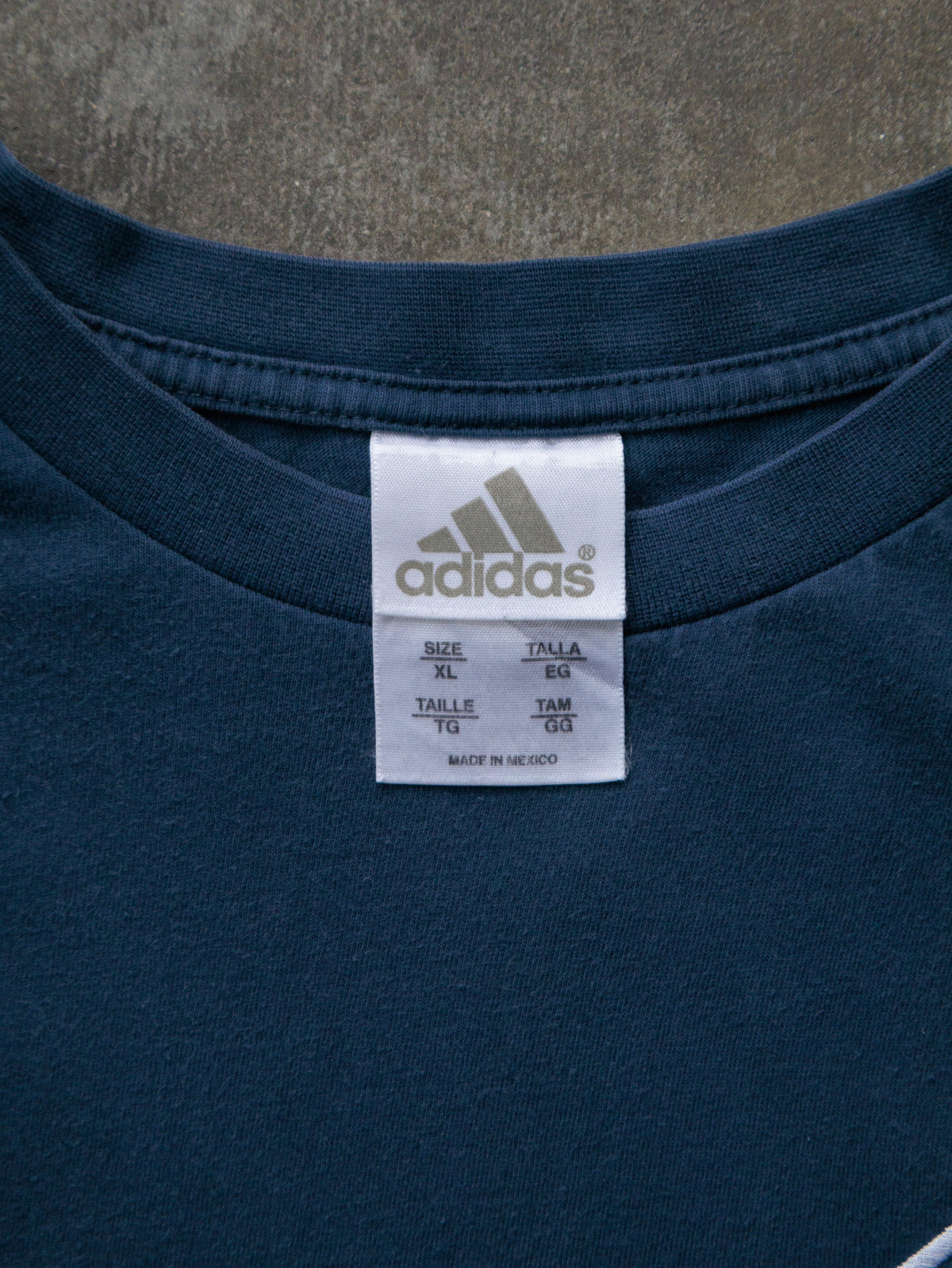 Vintage 00s Navy Adidas Tee (XL)
