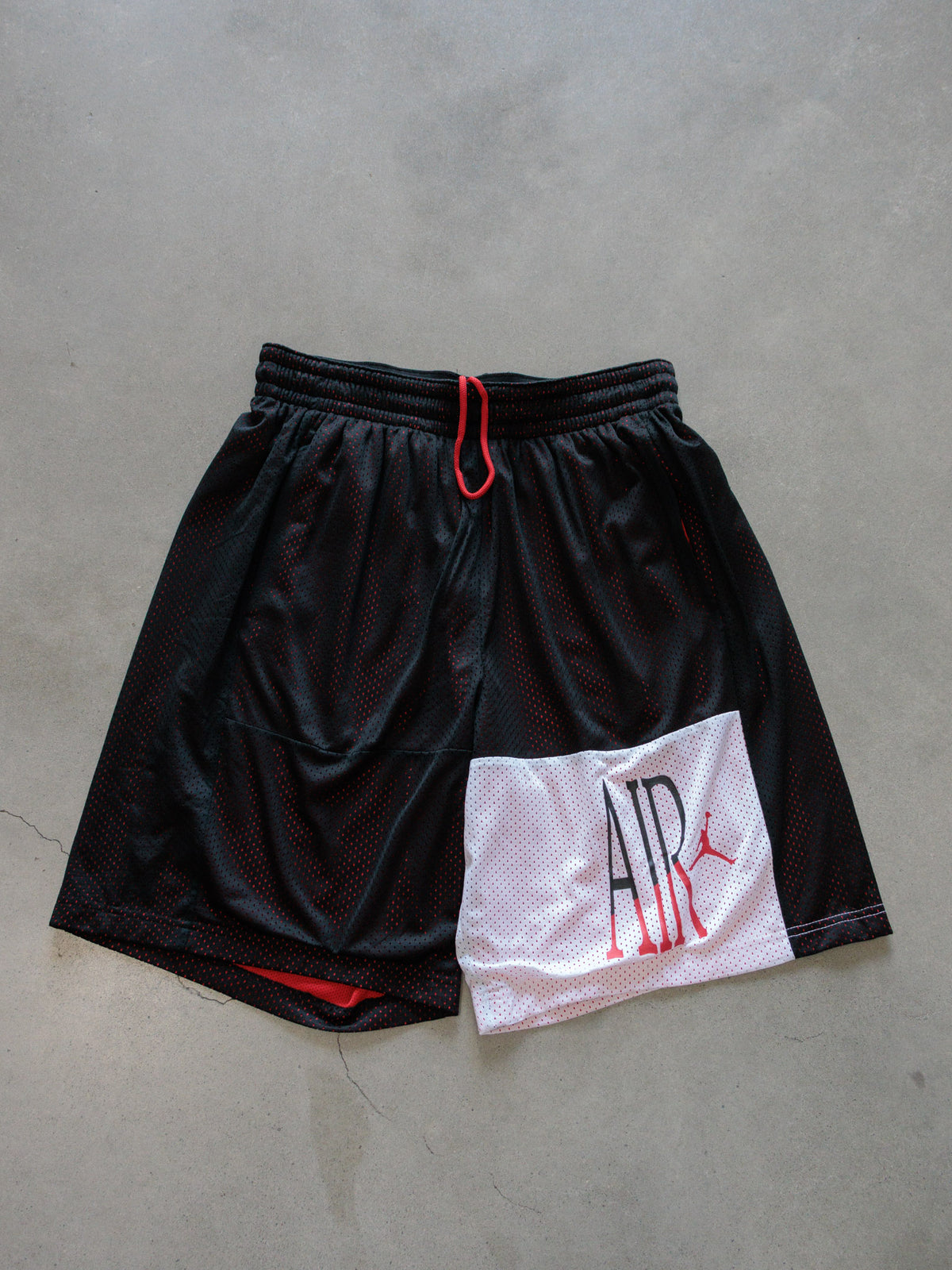 Vintage Black Jordan Air Mesh Basketball Shorts (L)