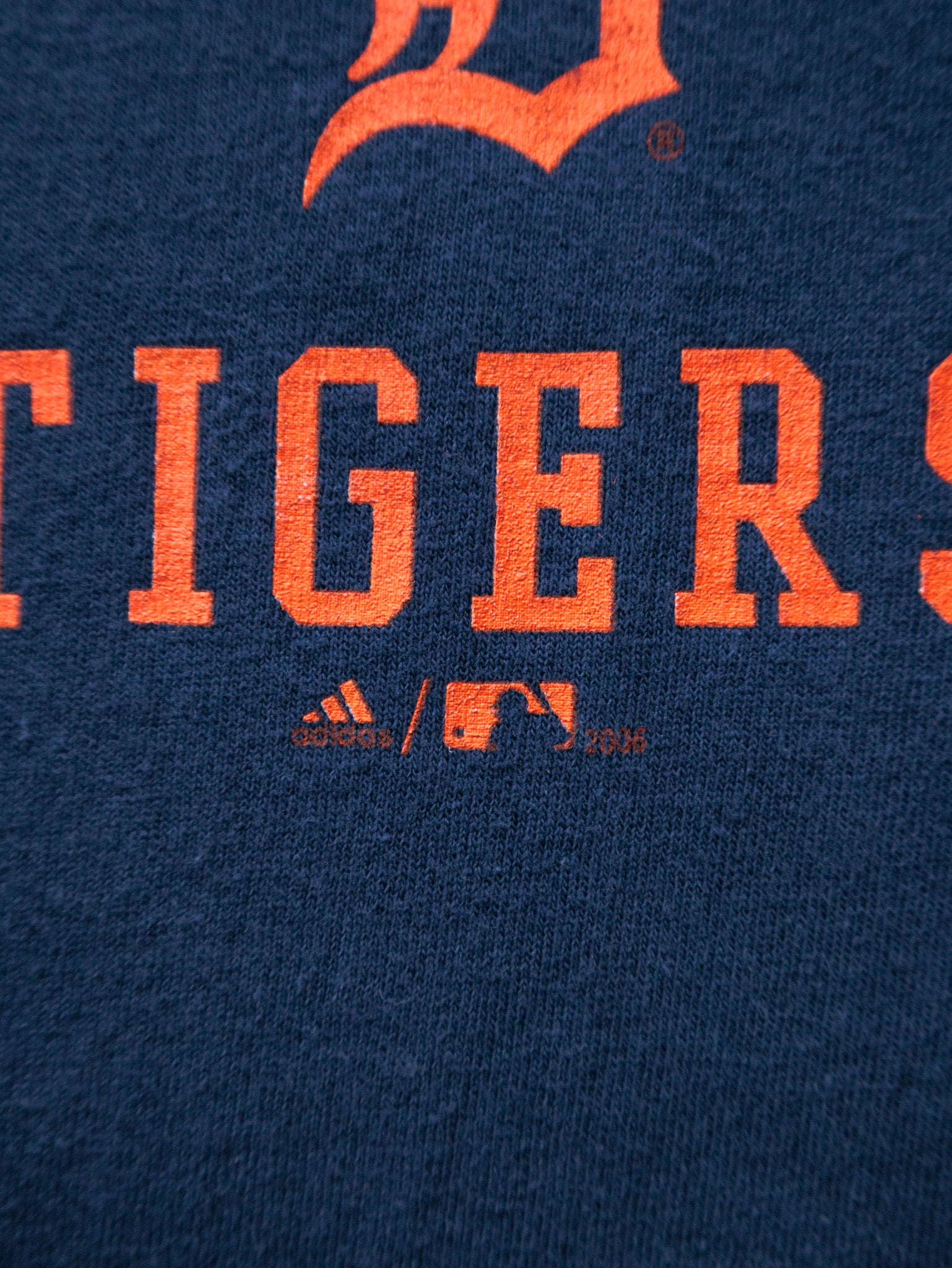 Vintage 2006 Navy Adidas Detroit Tigers Long Sleeve Tee (XL)