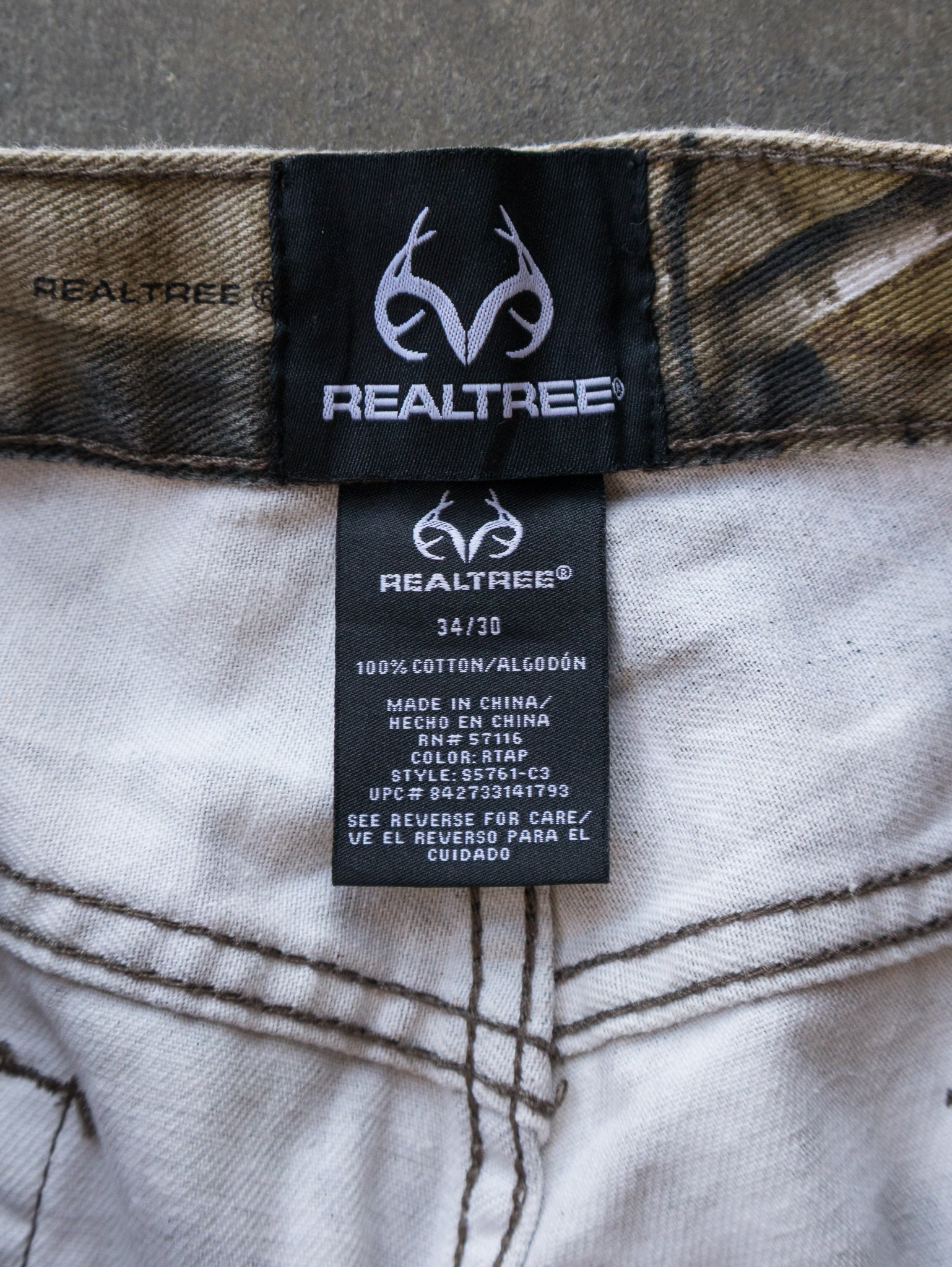Vintage Realtree AP Camo Pants (W34)