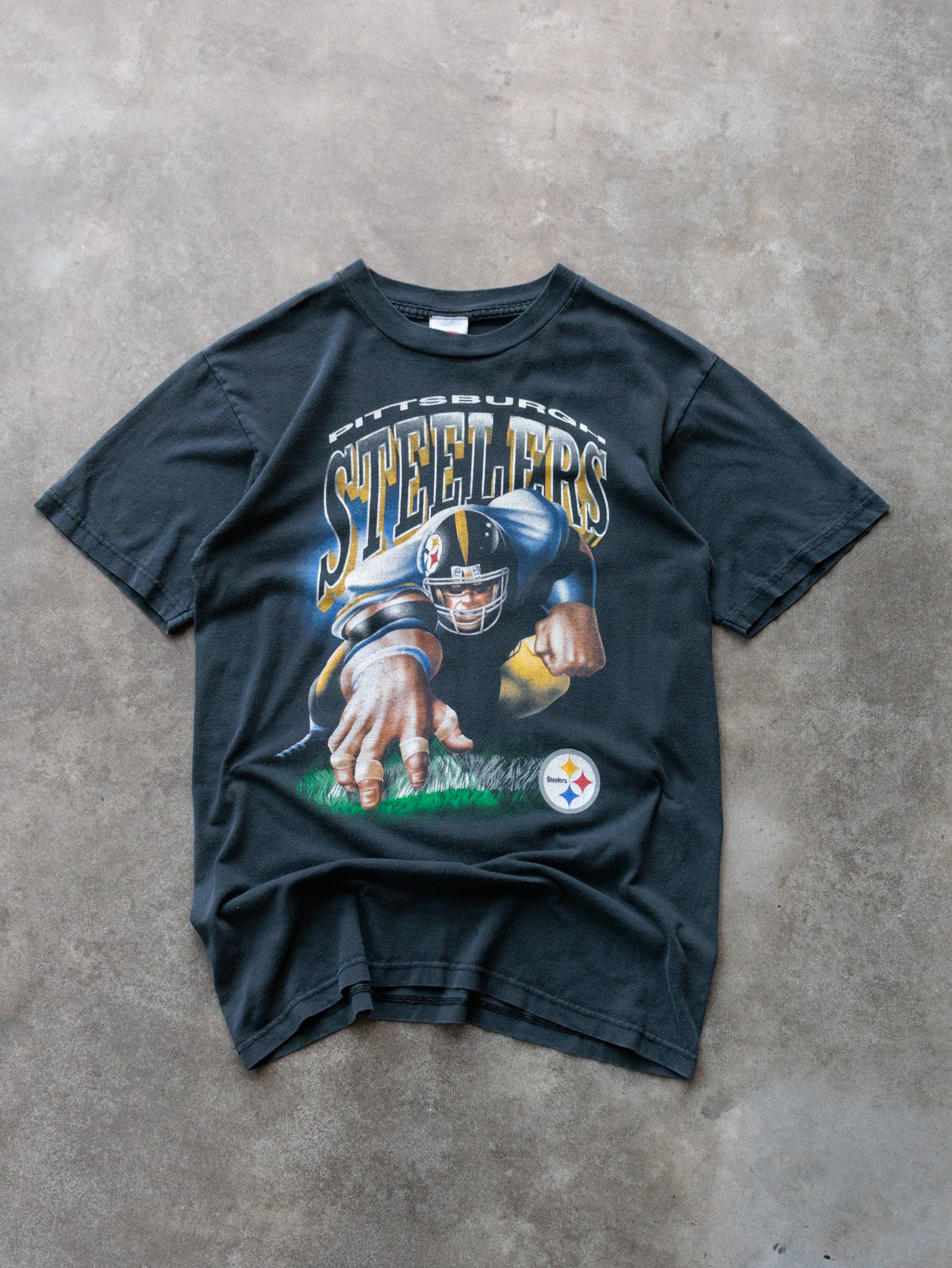 Vintage Black Pittsburgh Steelers Tee (M)