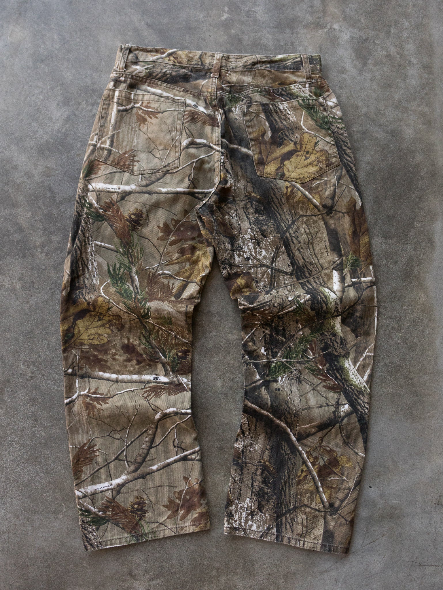 Vintage Realtree AP Camo Pants (W34)