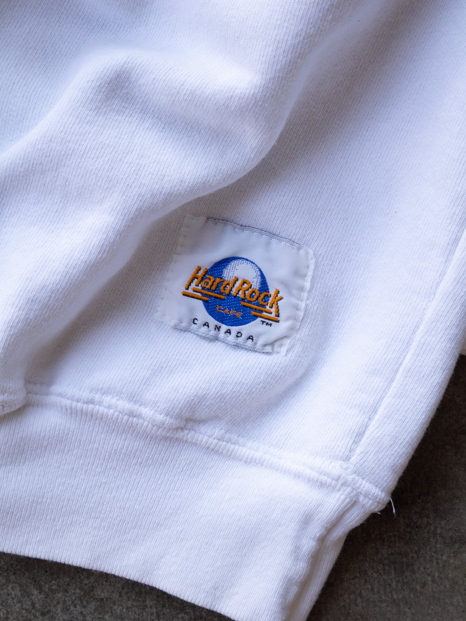 Vintage 1989 White Hard Rock Cafe Banff Canada Crewneck (XL)