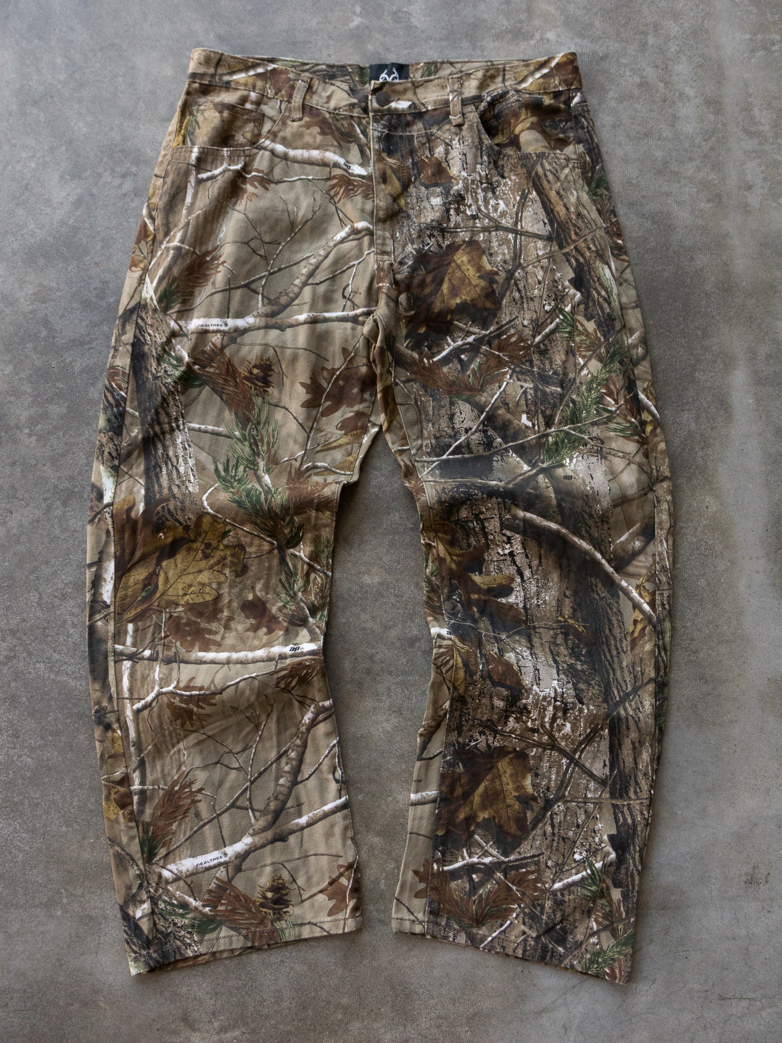 Vintage Realtree AP Camo Pants (W36)