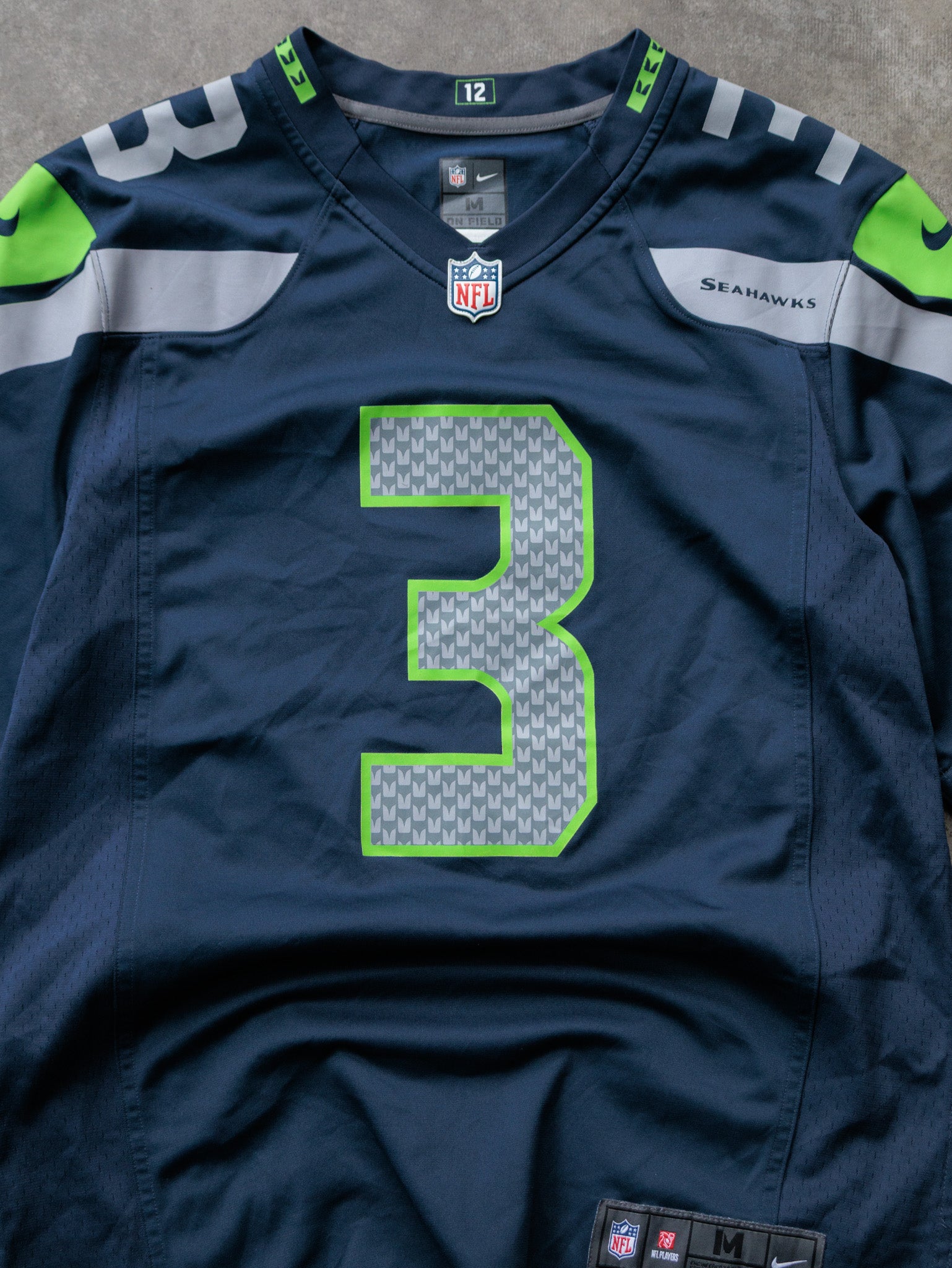 Vintage Navy Nike Seattle Seahawks Russell Wilson Jersey (M)