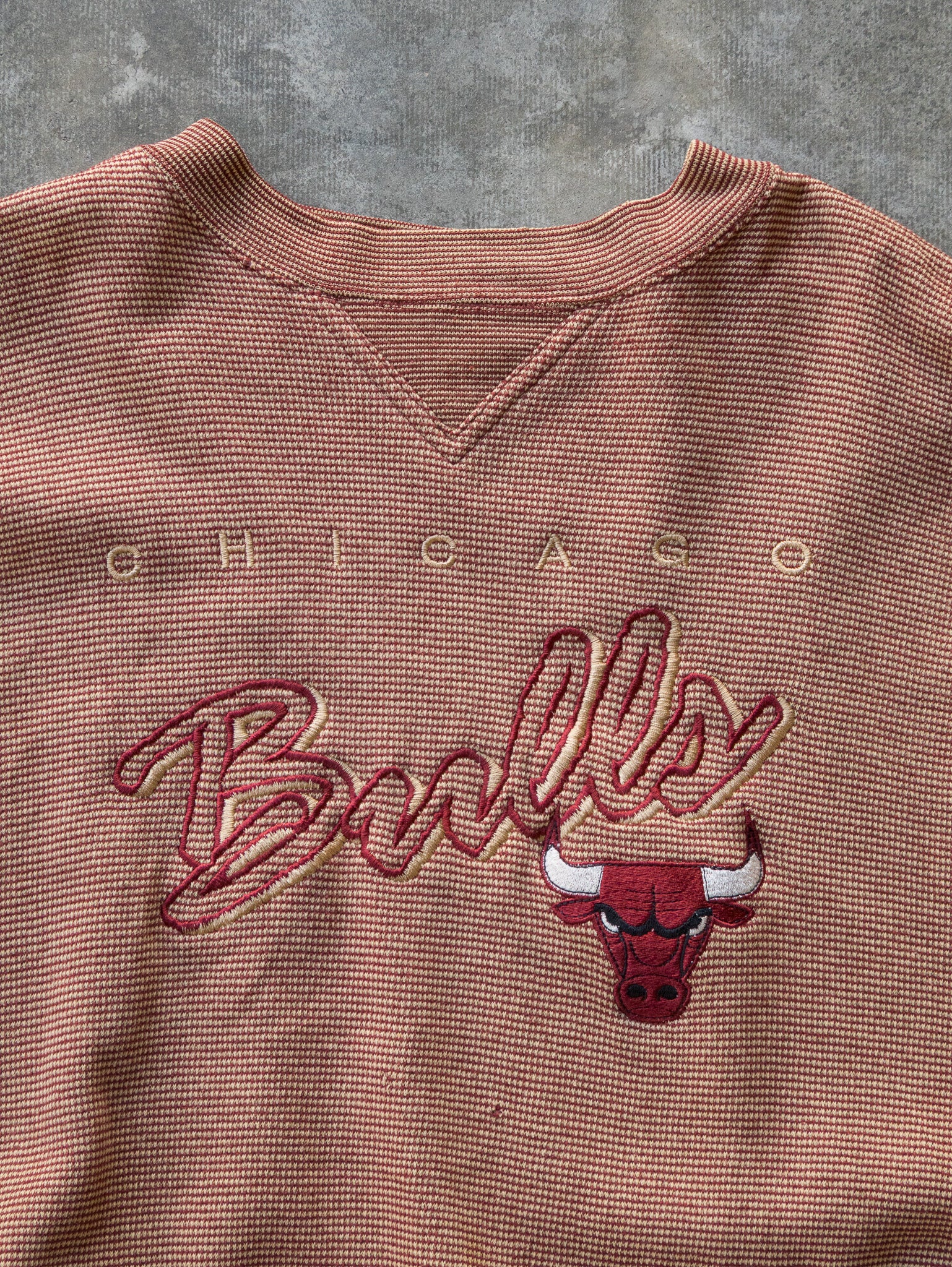 Vintage 90s Chicago Bulls Sweatshirt (2XL)