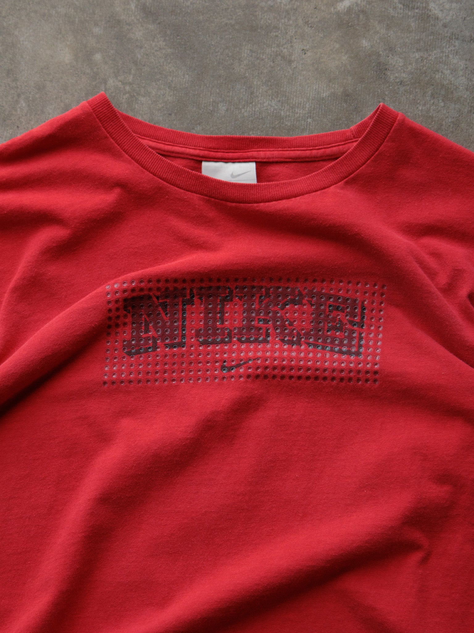 Vintage 00s Red Nike Tee (L)