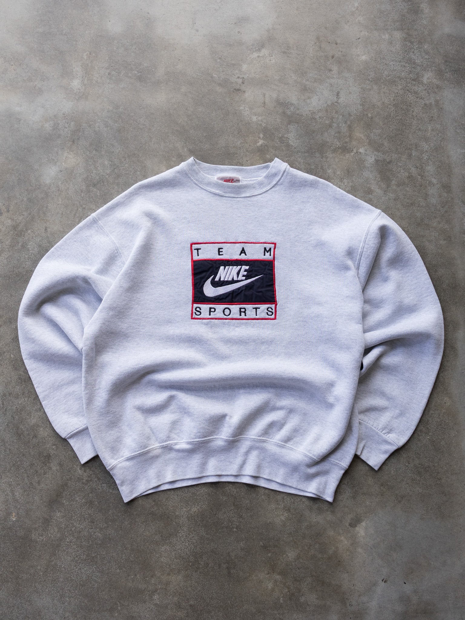 Vintage 90s Grey Nike Team Sports Sweatshirt (XL)