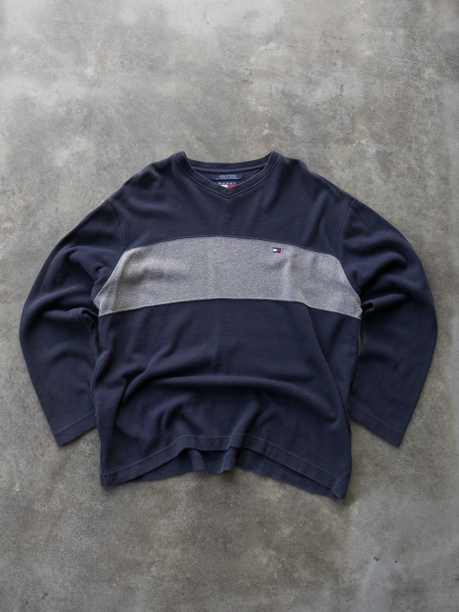 Vintage 00s Navy Tommy Hilfiger Panel Sweatshirt (L)
