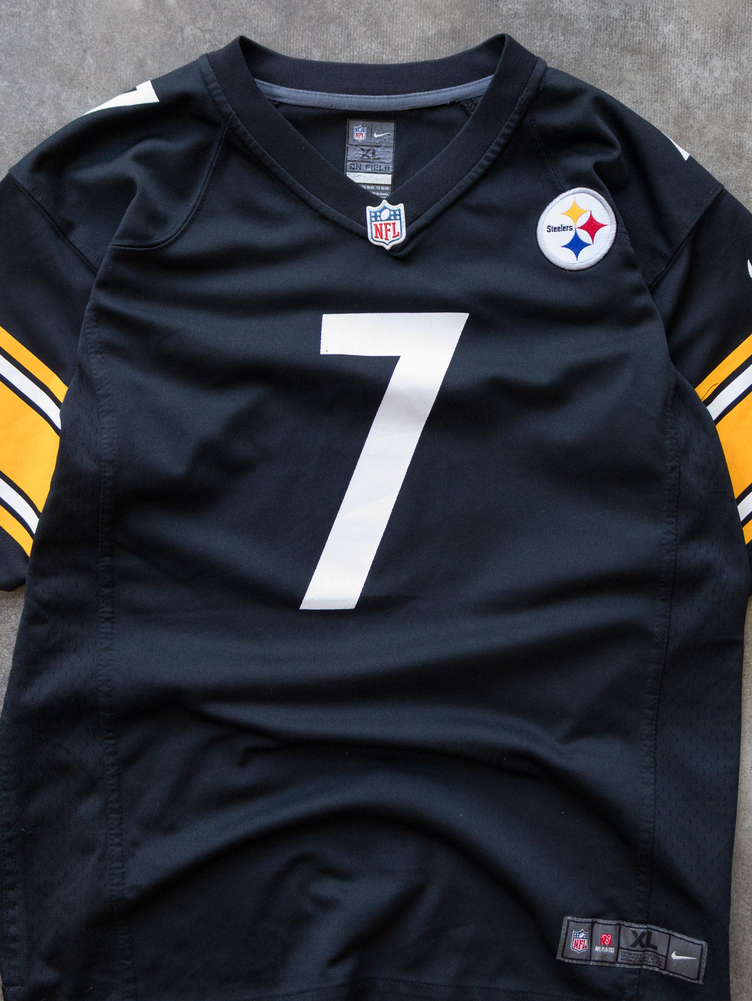 Vintage Nike Pittsburgh Steelers Ben Roethlisberger NFL Jersey (18-20Y)