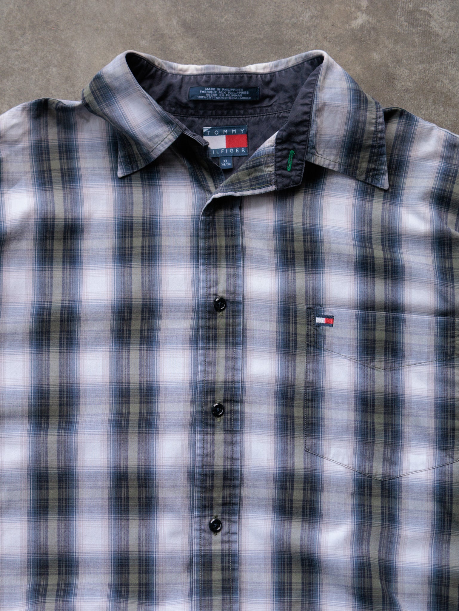 Vintage 00s Blue Plaid Tommy Hilfiger Short Sleeve Shirt (XL)