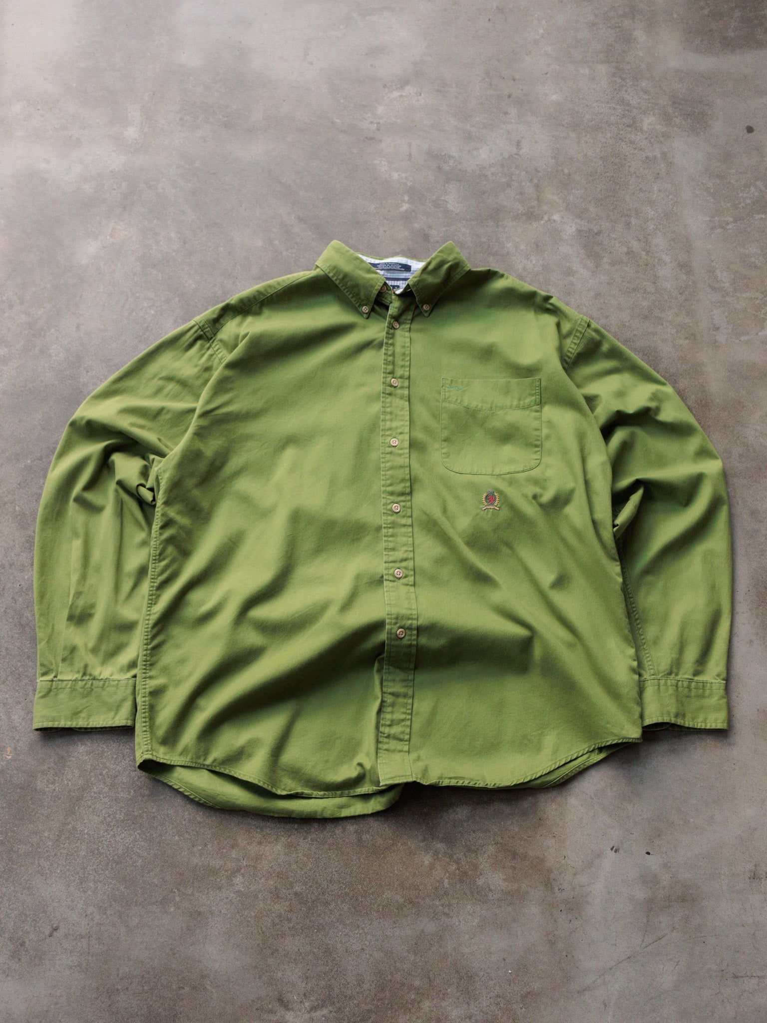 Vintage 00s Green Tommy Hilfiger Shirt (L)