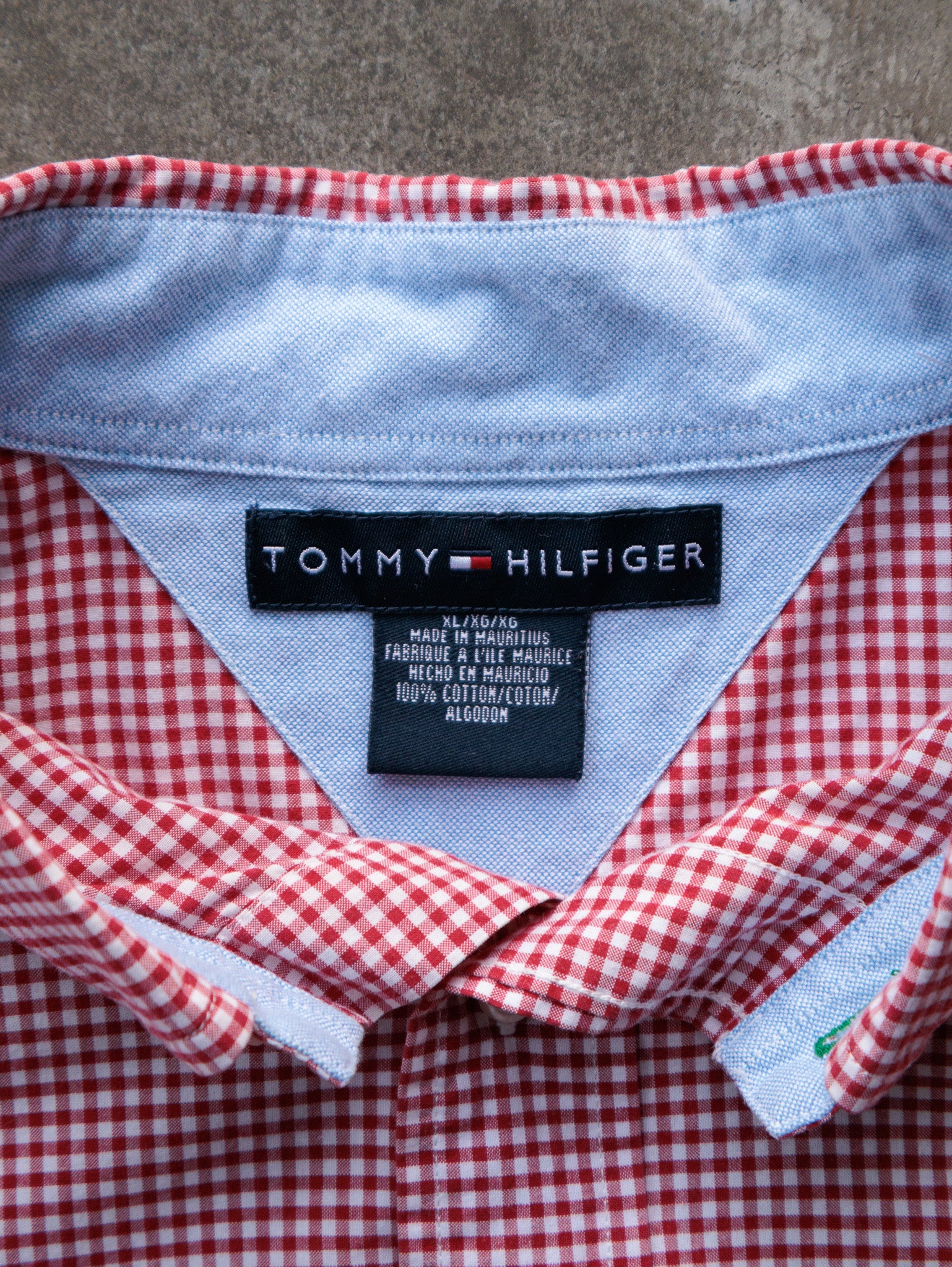 Vintage 00s Red Tommy Hilfiger Shirt (XL)