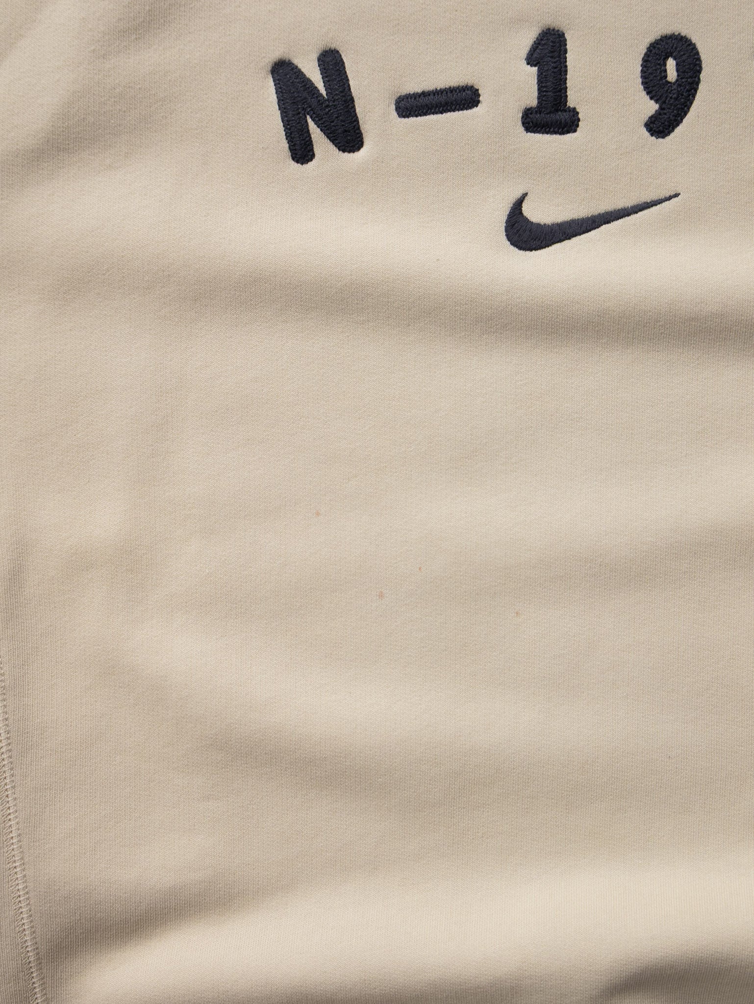 Vintage 00s Cream Nike Sweatshirt (L)