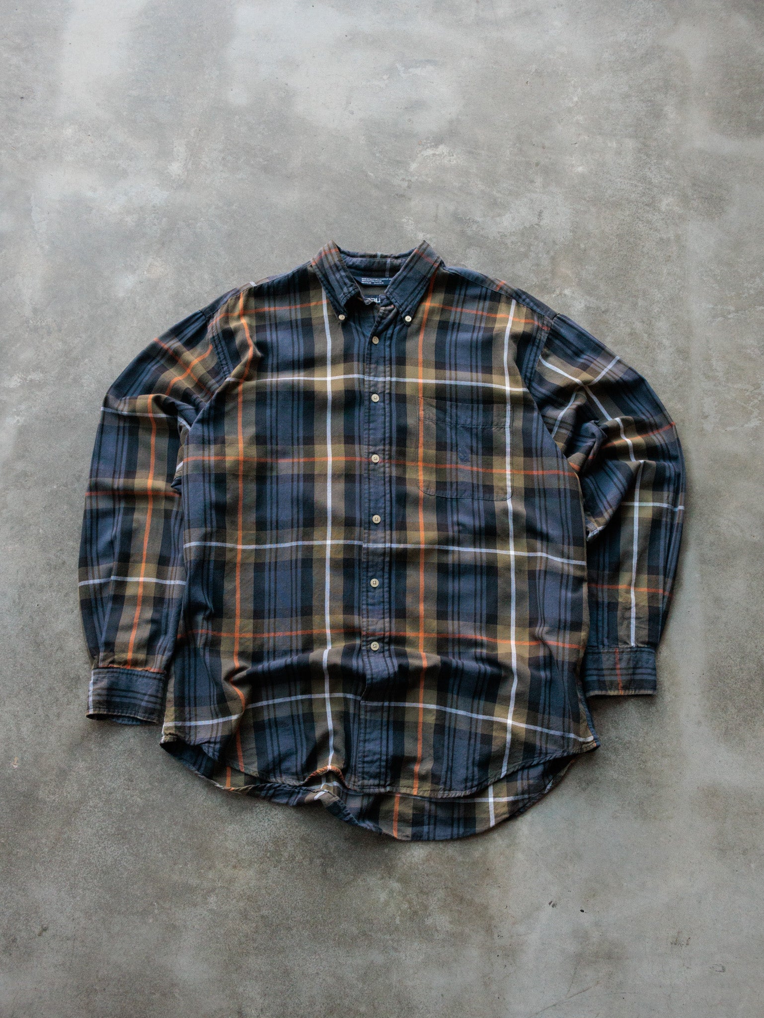 Vintage 00s Navy Plaid Nautica Shirt (L)