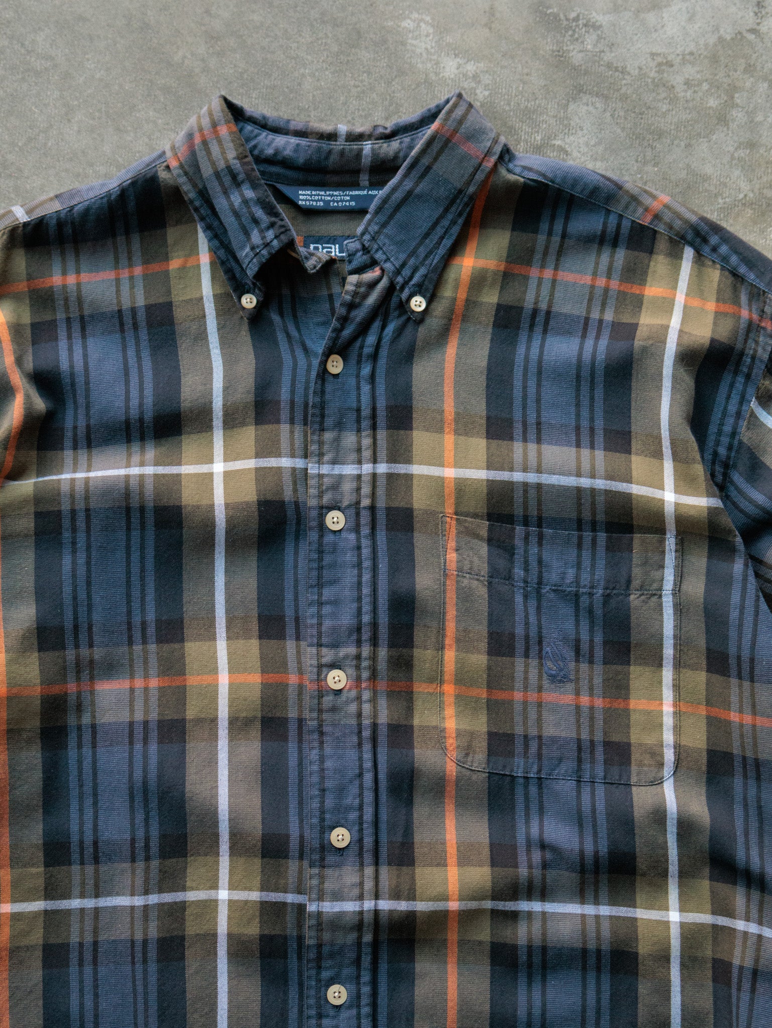 Vintage 00s Navy Plaid Nautica Shirt (L)