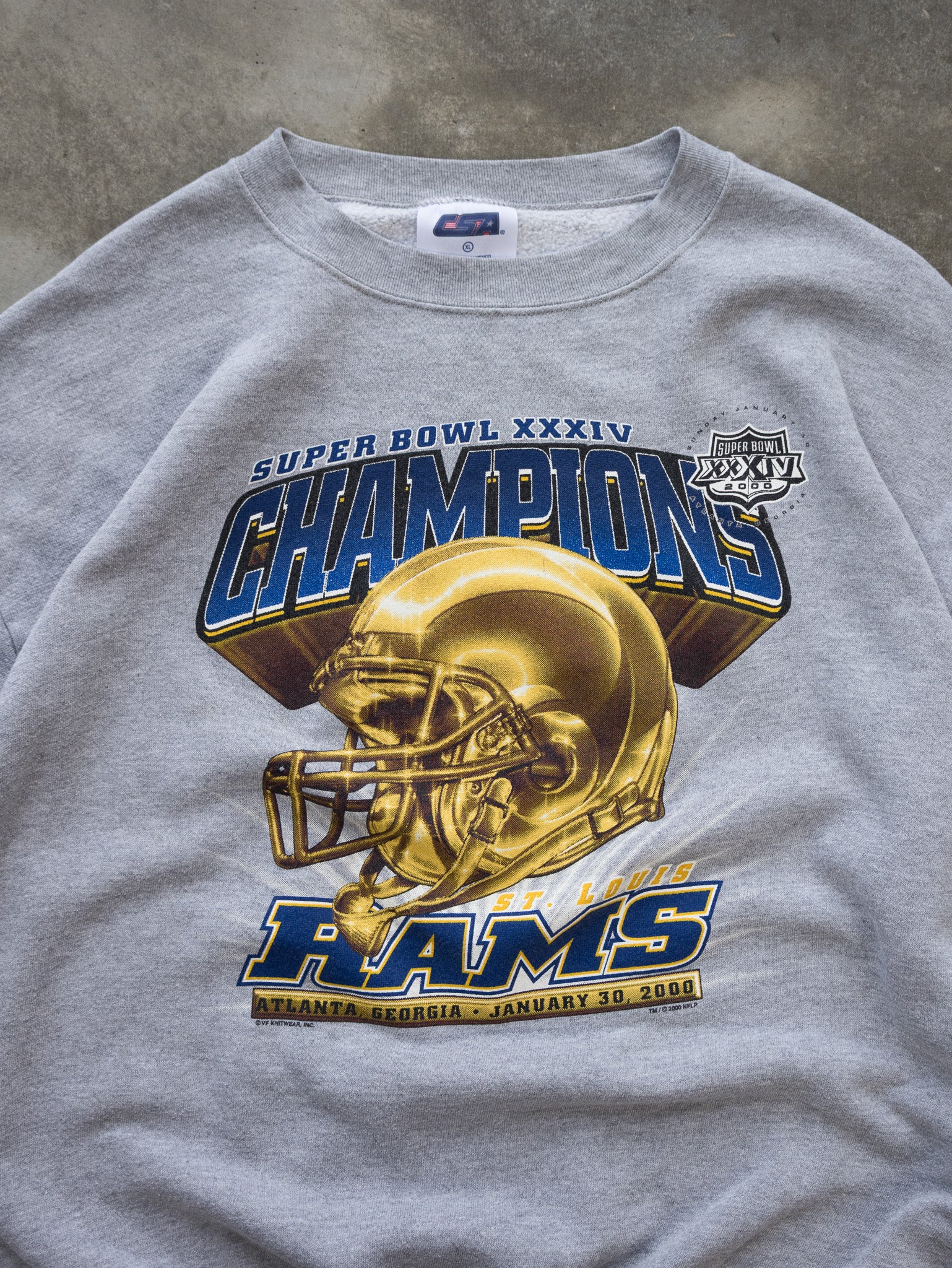 Vintage 2000 St. Louis Rams Super Bowl Champions Sweatshirt (XL)