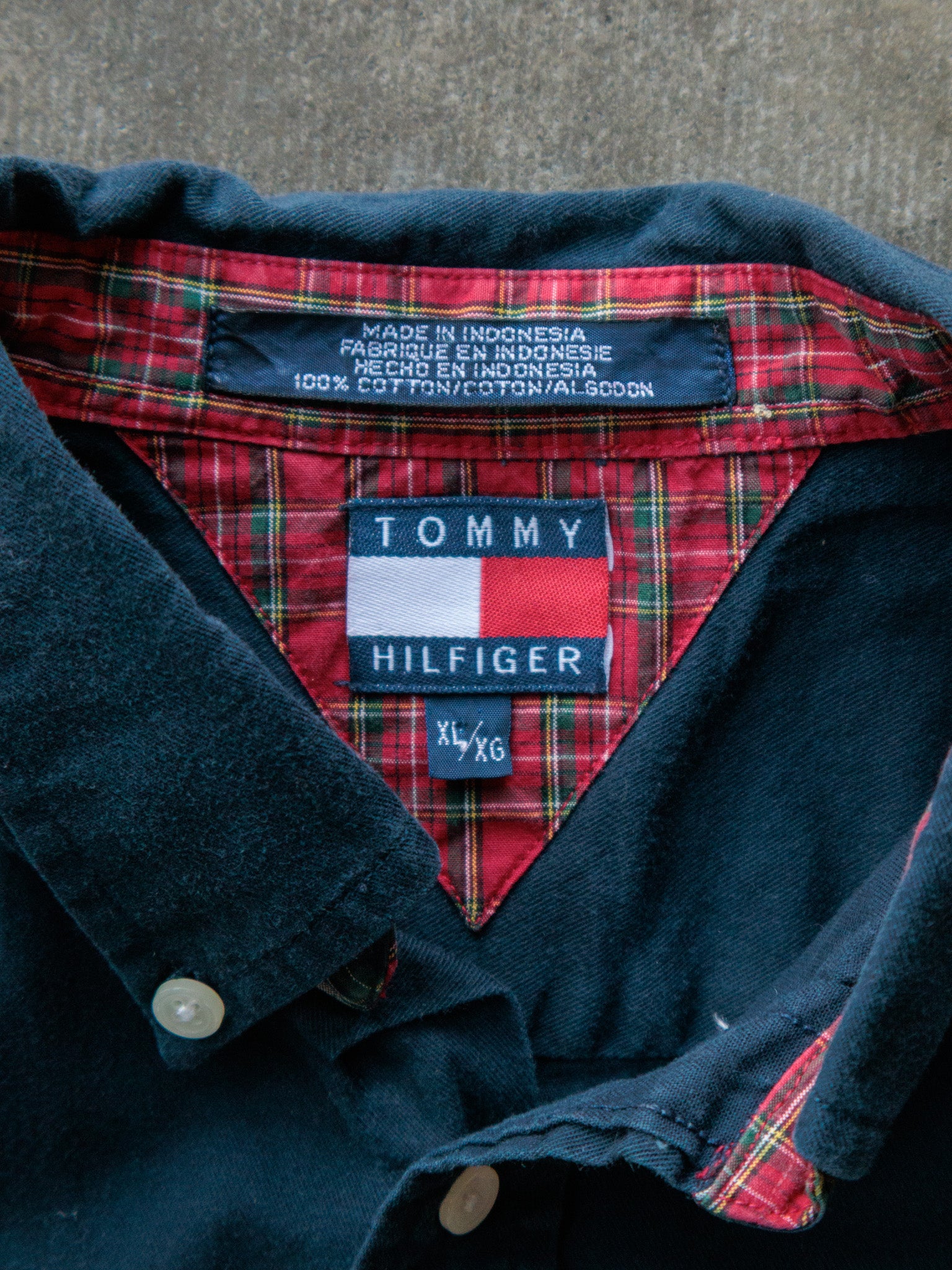 Vintage 00s Navy Tommy Hilfiger Short Sleeve Shirt (XL)