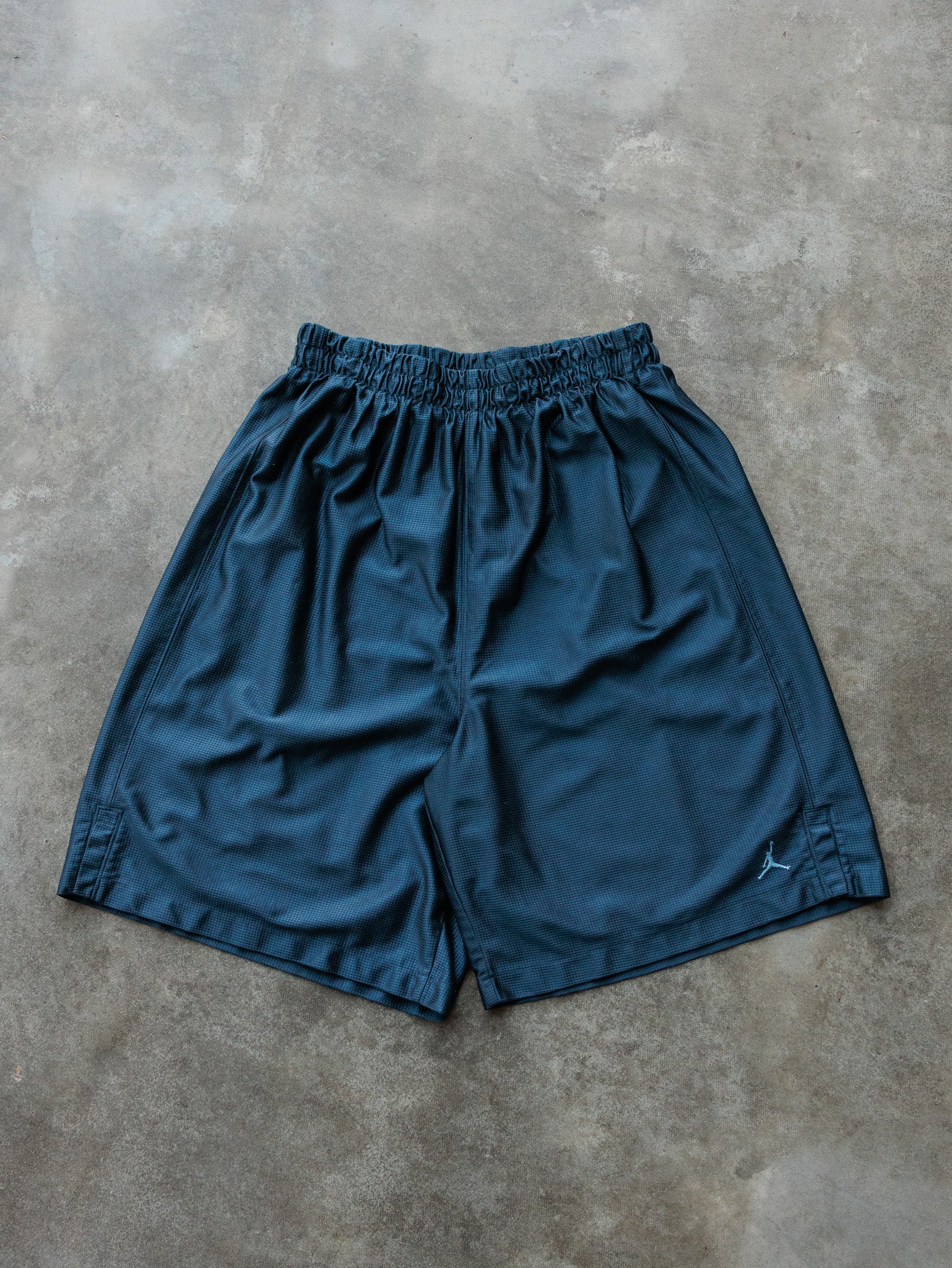 Vintage 00s Teal Jordan Mesh Shorts (2XL)