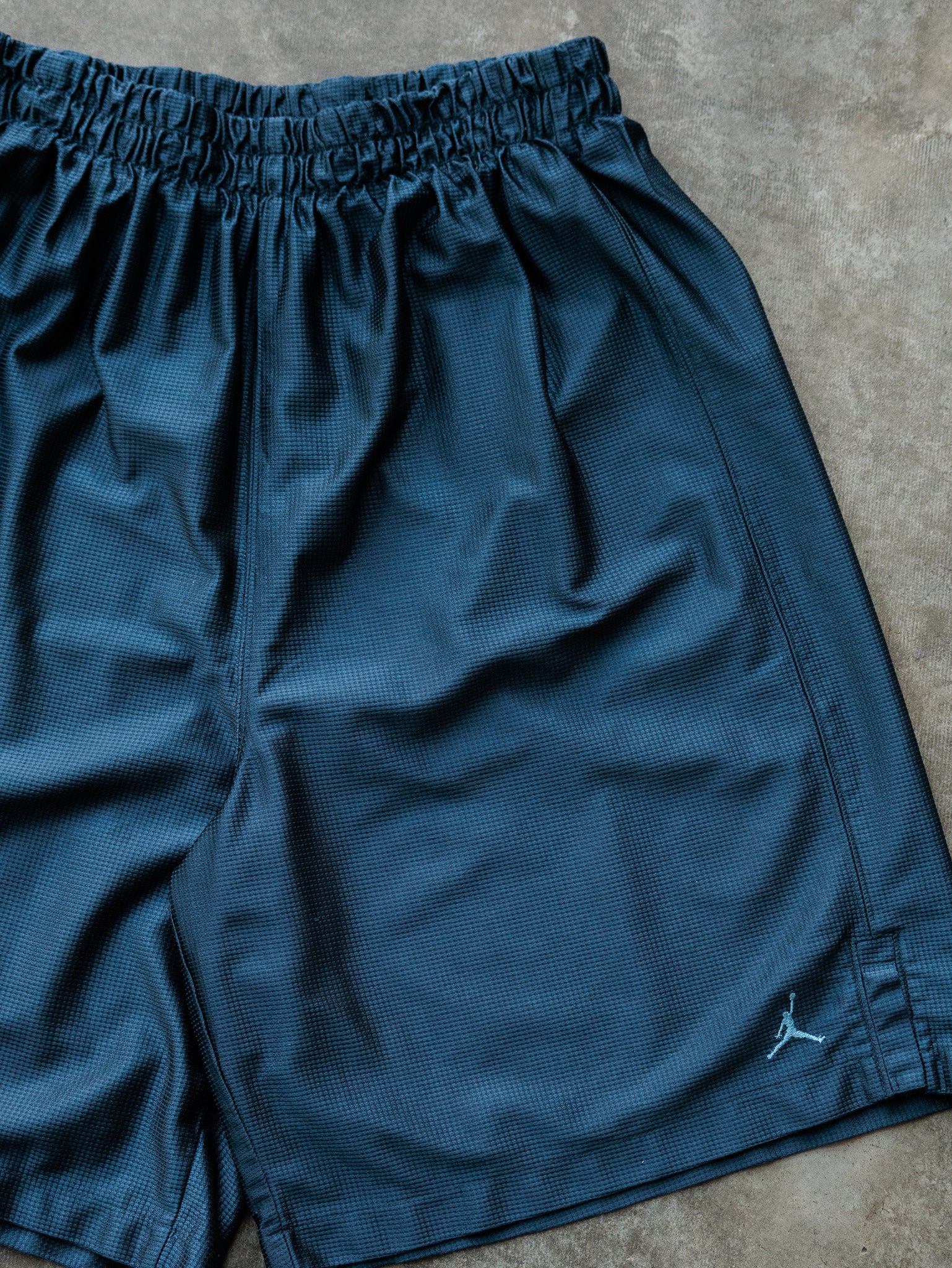 Vintage 00s Teal Jordan Mesh Shorts (2XL)