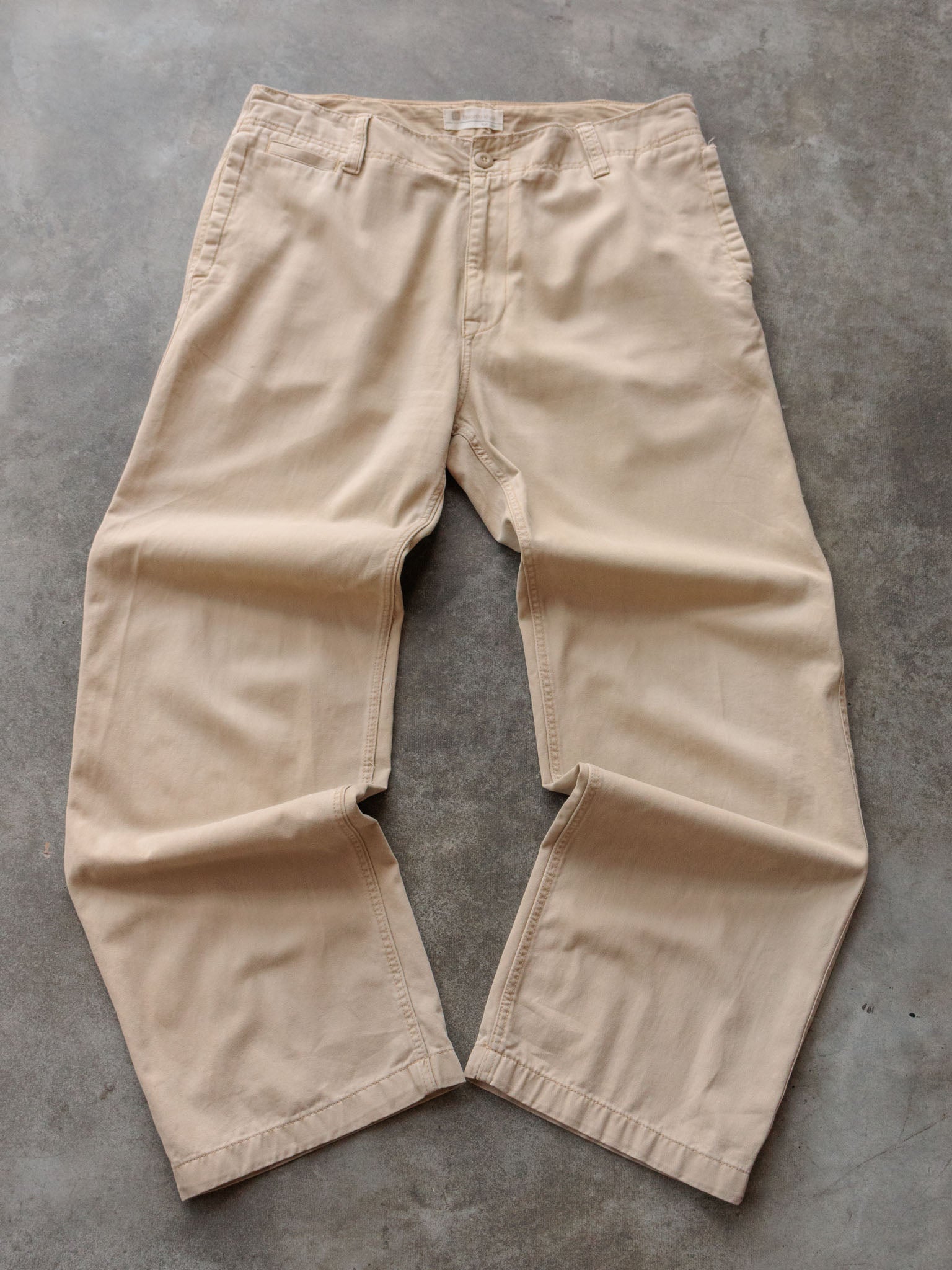 Vintage 00s Beige GAP Pants (W36)