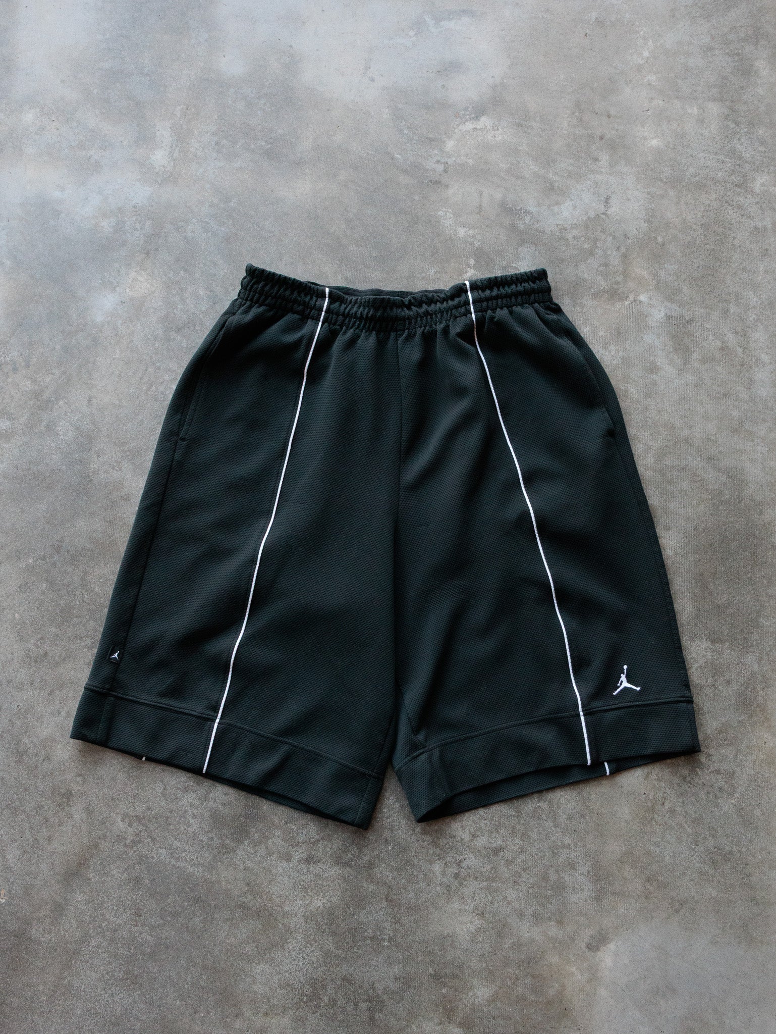 Vintage Green Jordan Basketball Shorts (L)