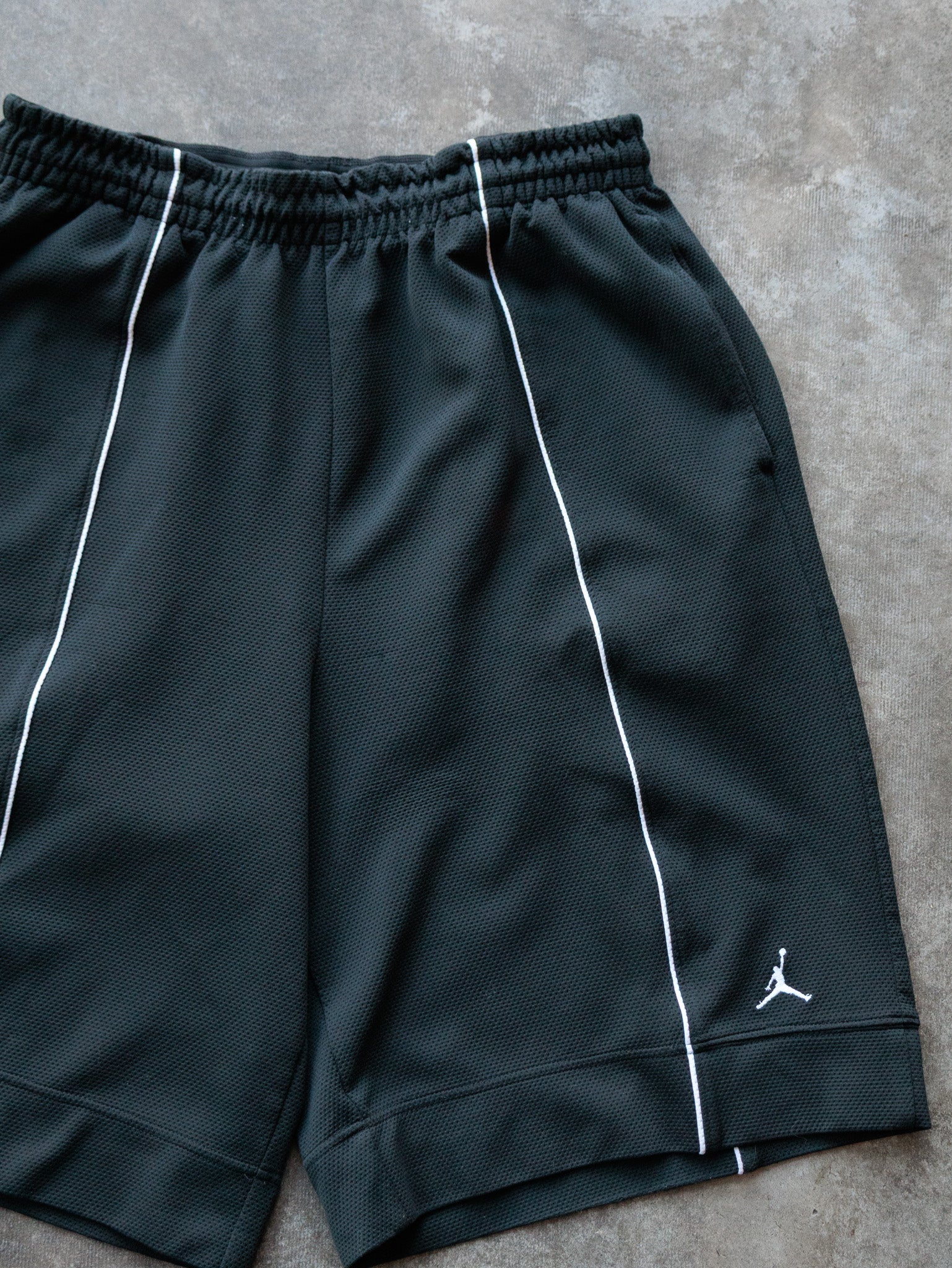 Vintage Green Jordan Basketball Shorts (L)